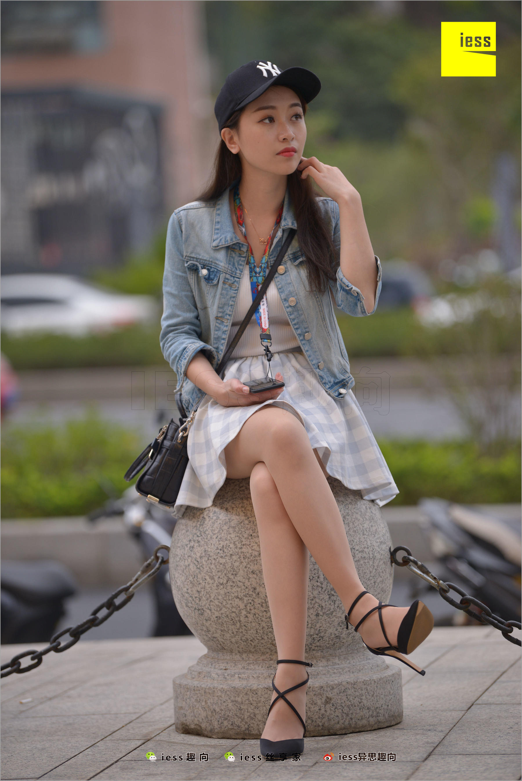 Jieda’s “Love and Follow (1)” [奇思趣向IESS] Silk Foot Bento 236 Photo Album