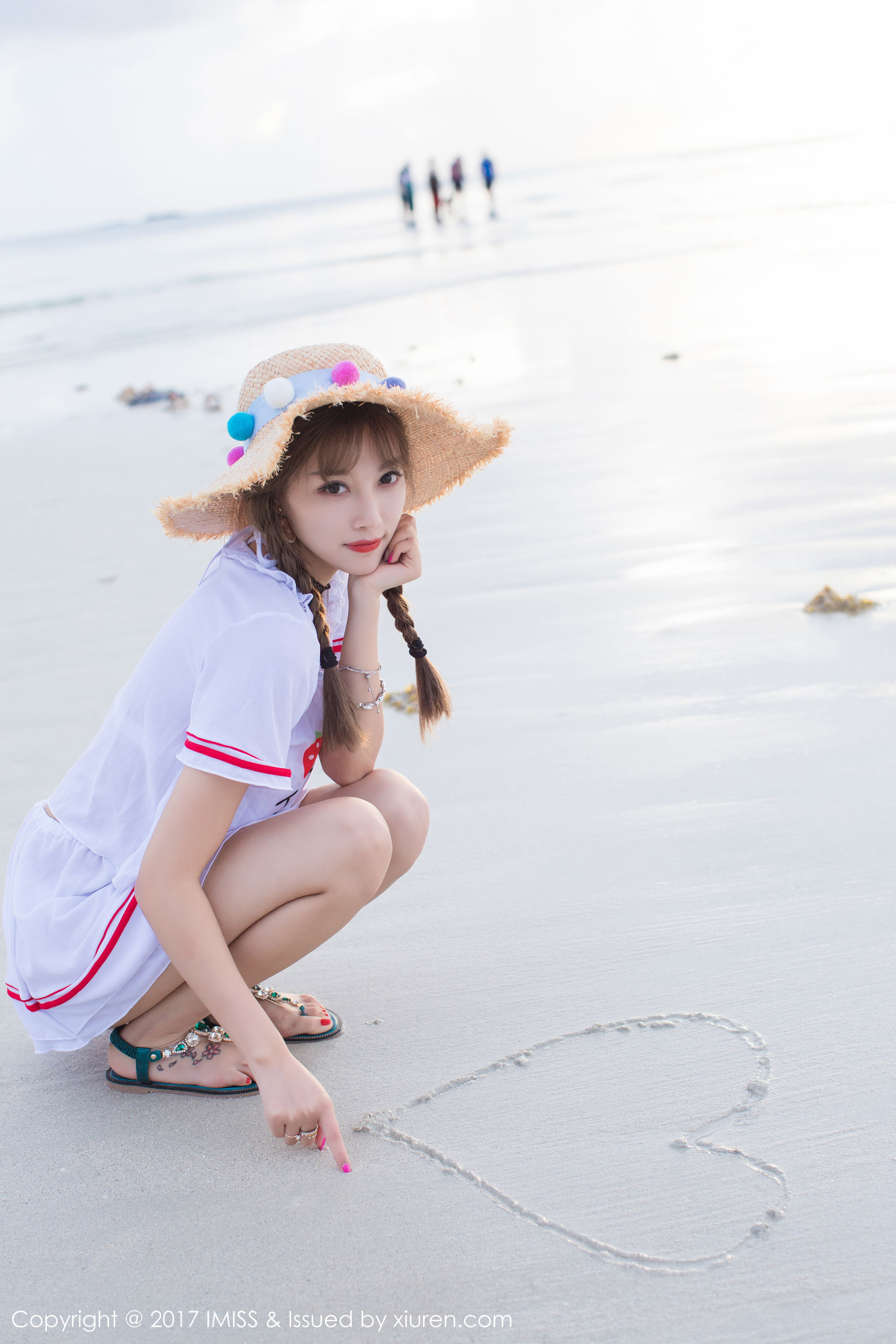 Yang Chenchen sugar “Sunshine and Beach, Fragrant Car and Beauty” (IMiss) Vol.185 Photo Album