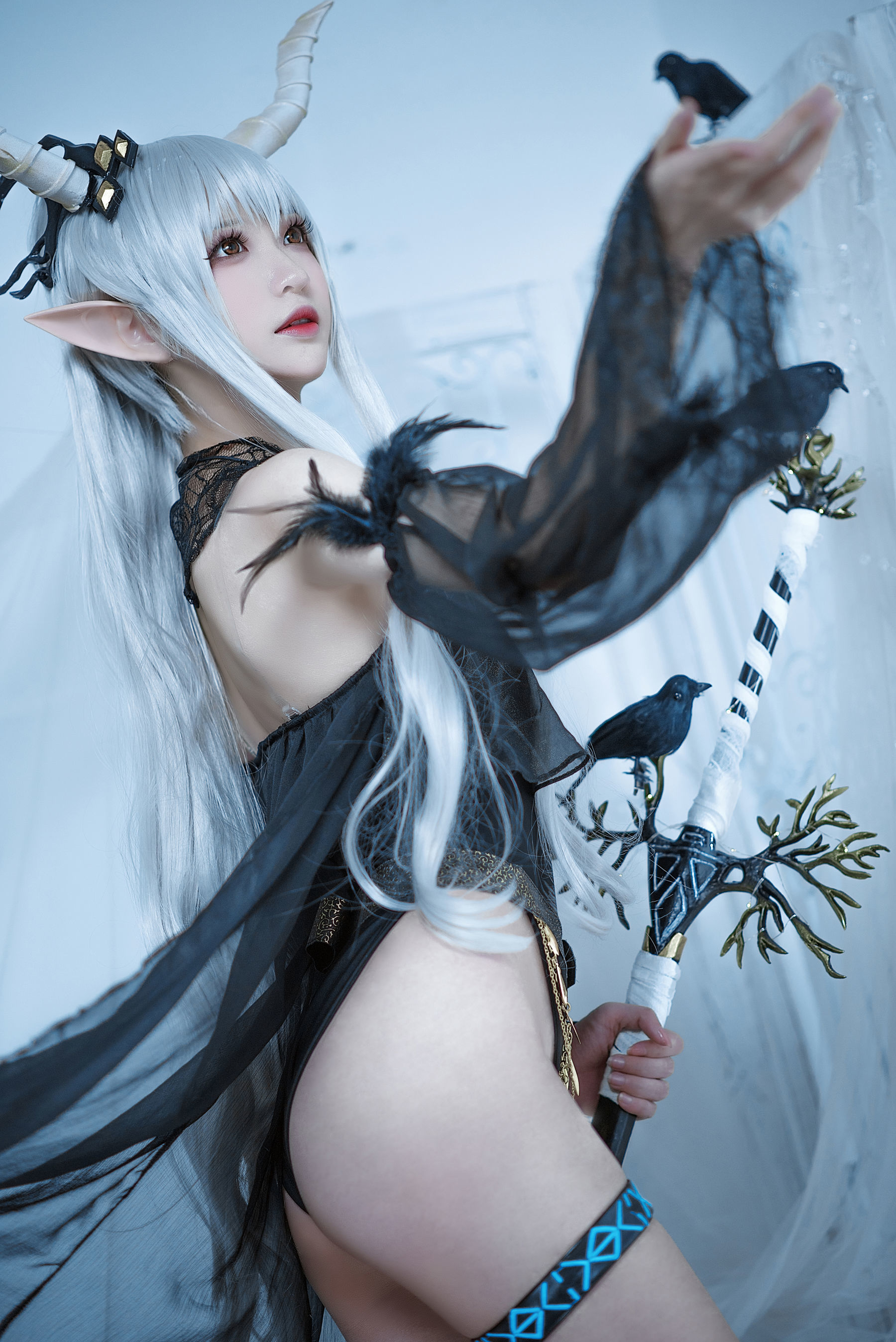 Coser Small Sister Nangong “Flash Swimwear” Photo Collection