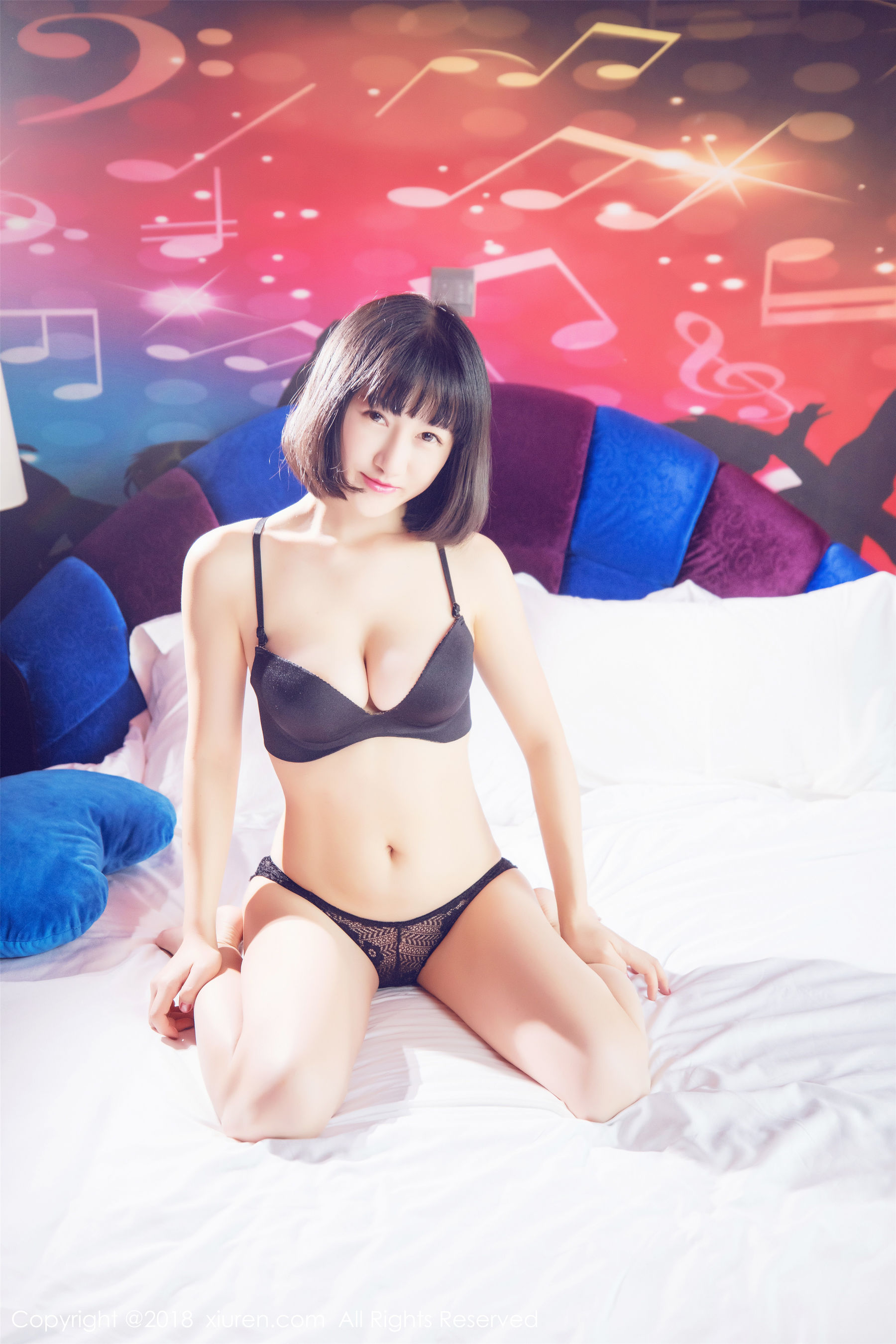 Little Tango “Perspective Lace Underwear + Maid Dress + Temptation Female Secretary OL” [秀人XiuRen] No.933 Photo Album