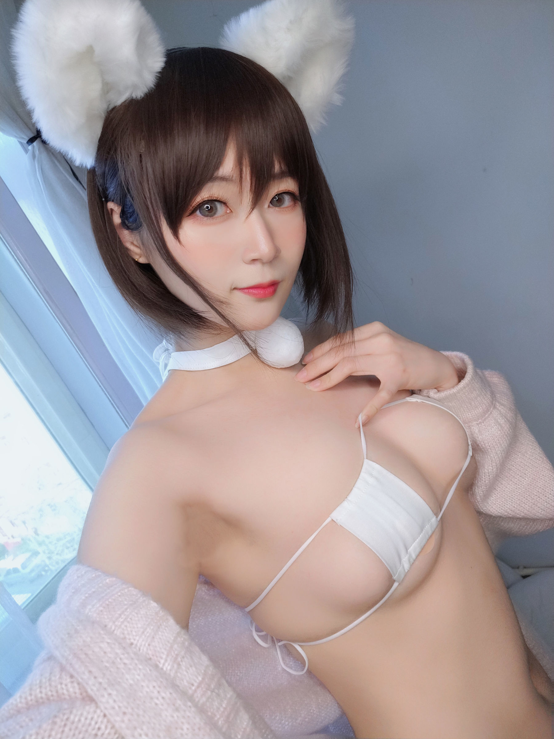 Silver 81 “Rabbit DLC” [COSPLAY Girl] photo set