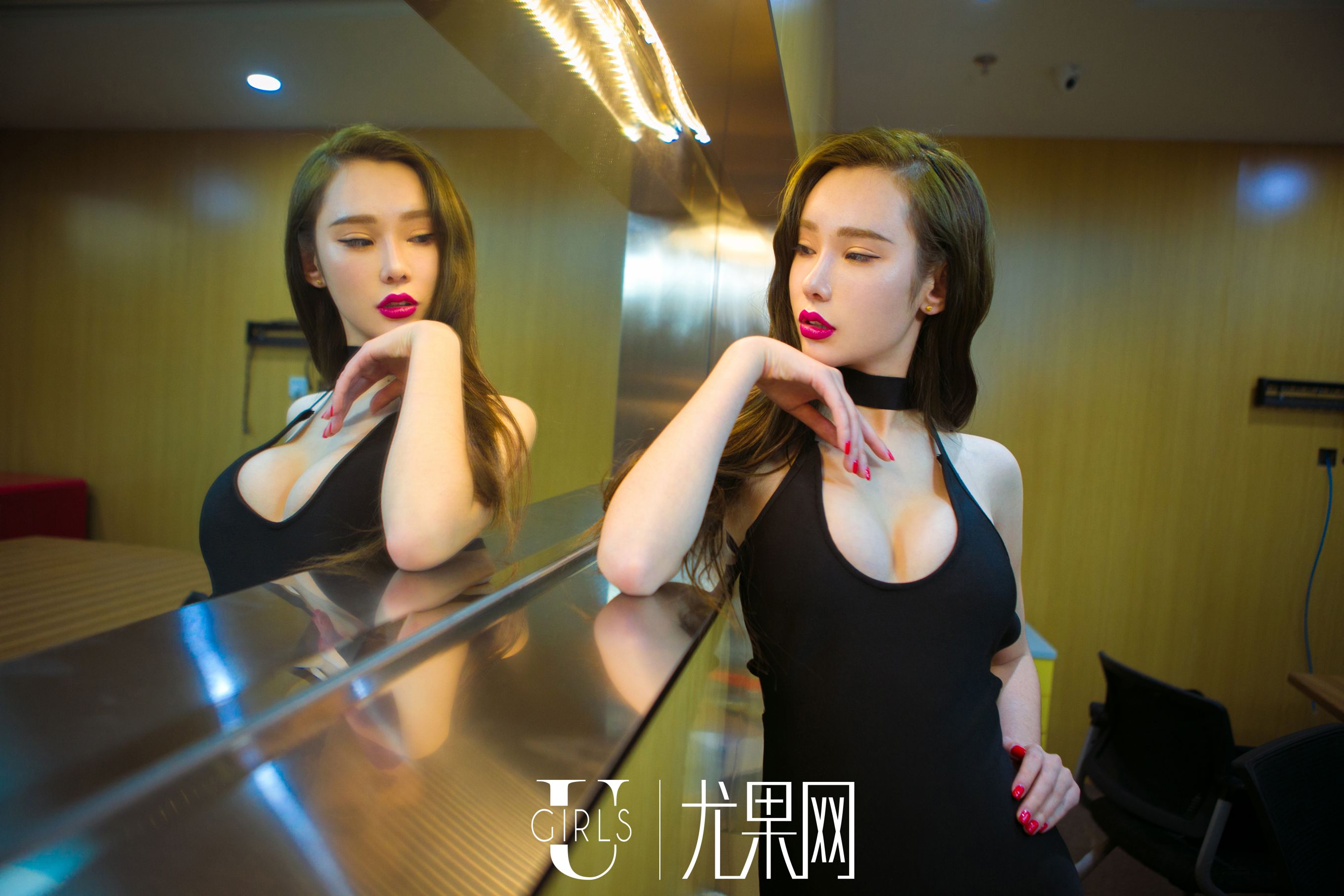 [尤果网Ugirls] U217 Meng Qiqi’s “The Goddess Who Breaks Through the Dimensional Wall” Photo Album