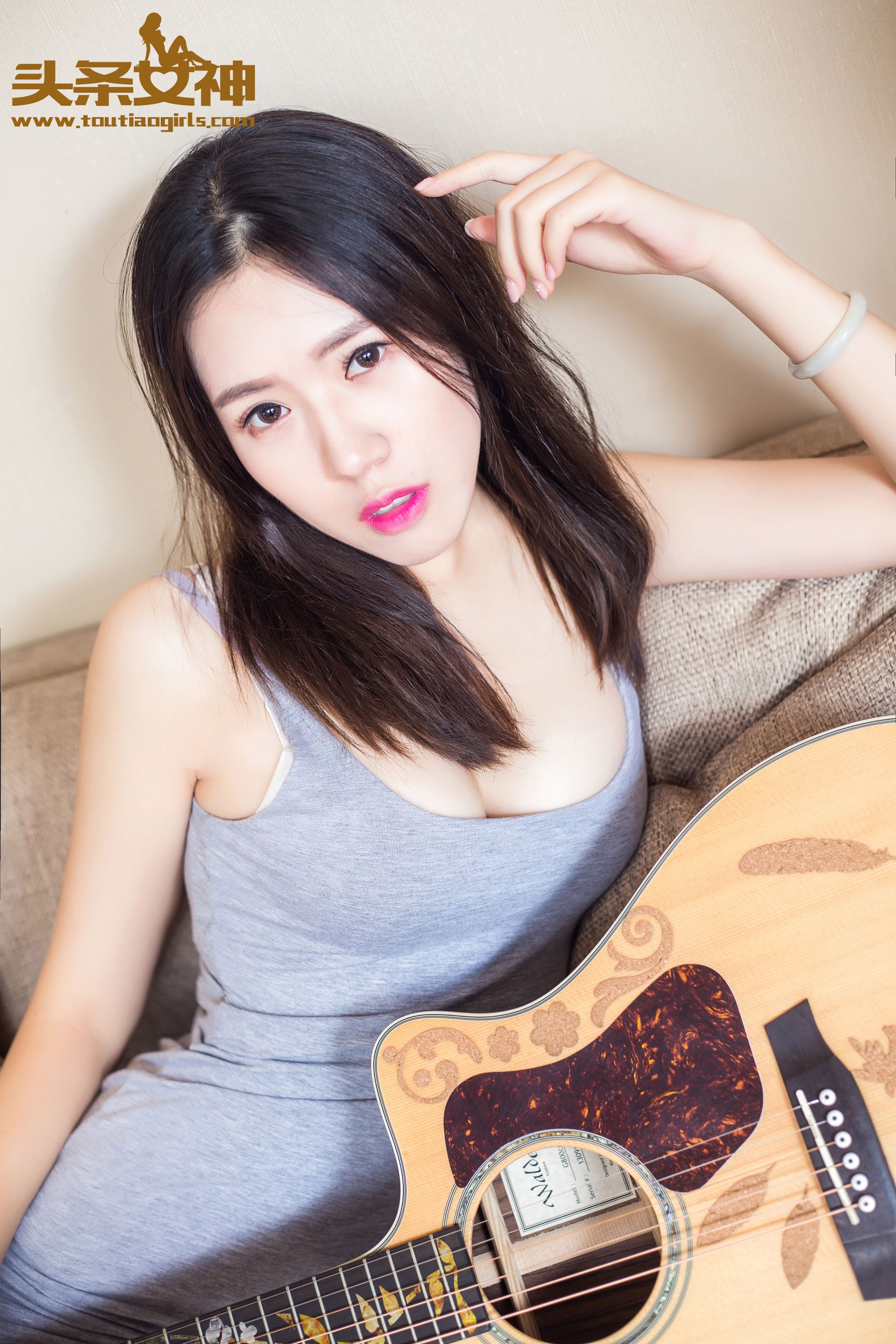 Xiaoxi’s “Pulse and Love” [Headline Goddess] Photo Album
