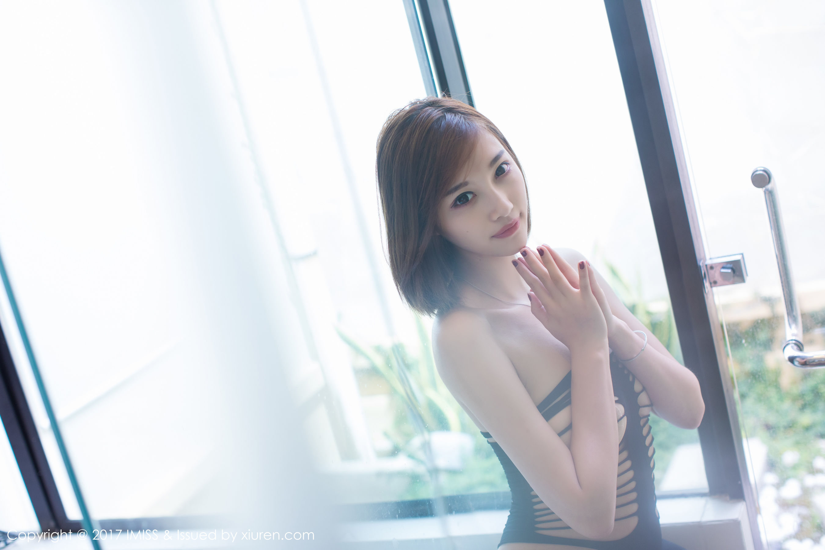 Yang Chenchen Sugar “Black Silk Beautiful Leg + Lace Underwear Temptation ~” [Love Honey IMISS] VOL.161 Photo Collection