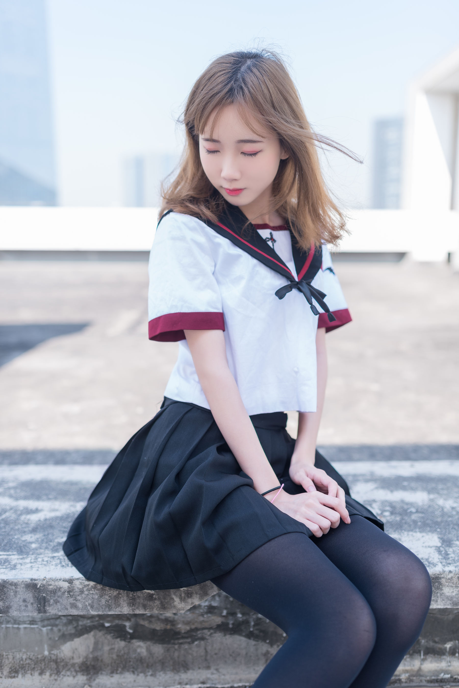 [Field of Wind] NO.031 Black Silk School Girl on the Roof Photo Album