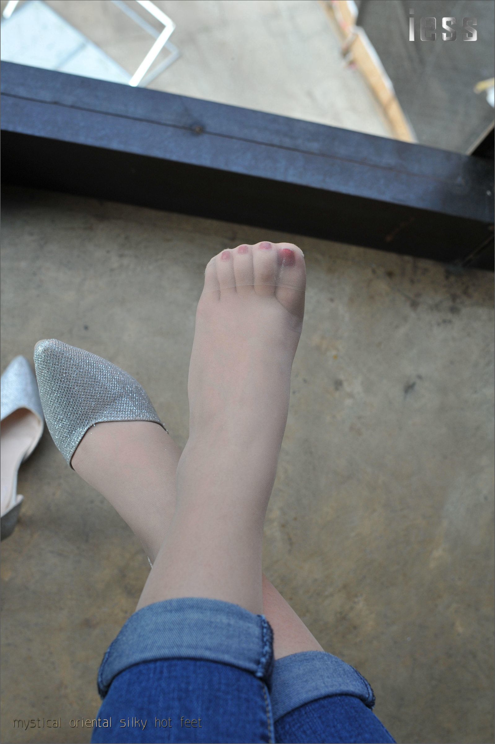 Silk Foot Bento 008 Zhang Xinyue “Silk Foot High Heels and Jeans 2” [IESS 奇思趣向] Photo Album
