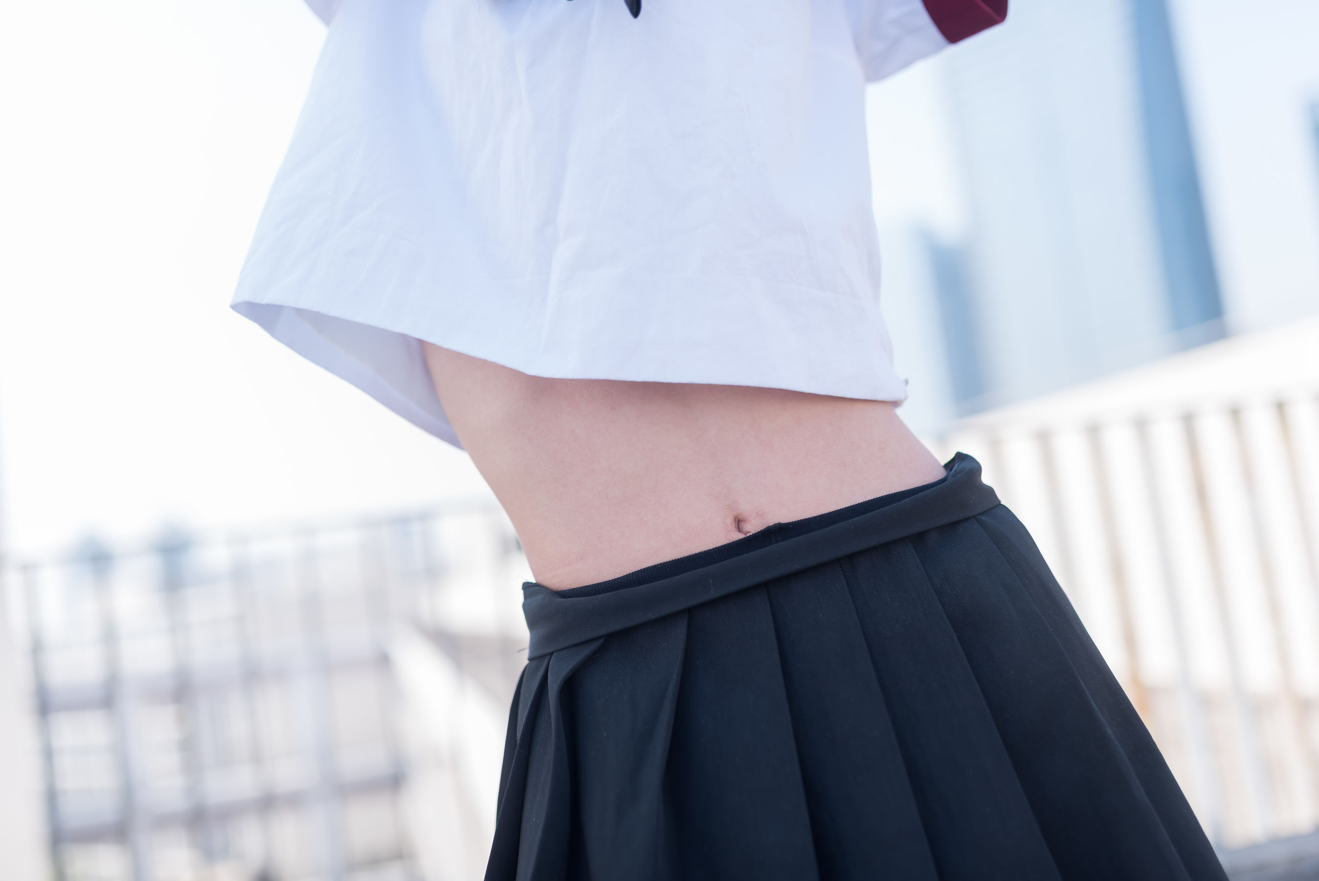 [Field of Wind] NO.031 Black Silk School Girl on the Roof Photo Album