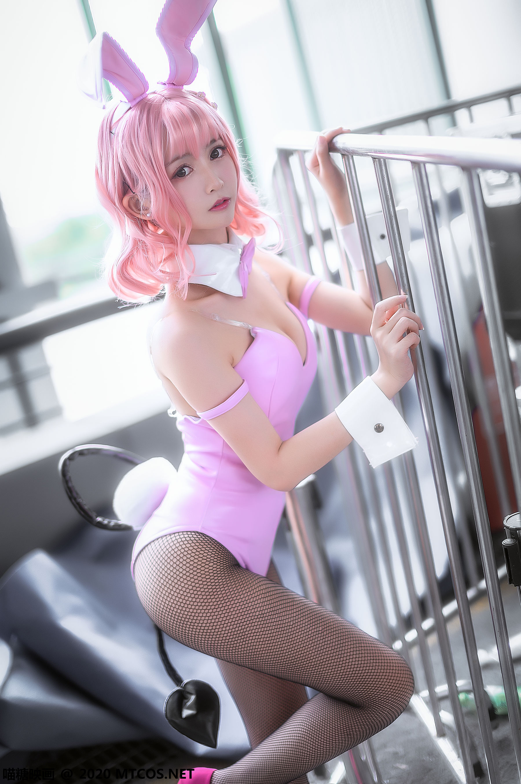 [糖] TML.014 “Lam Pink Rabbit Girl” Photo Album