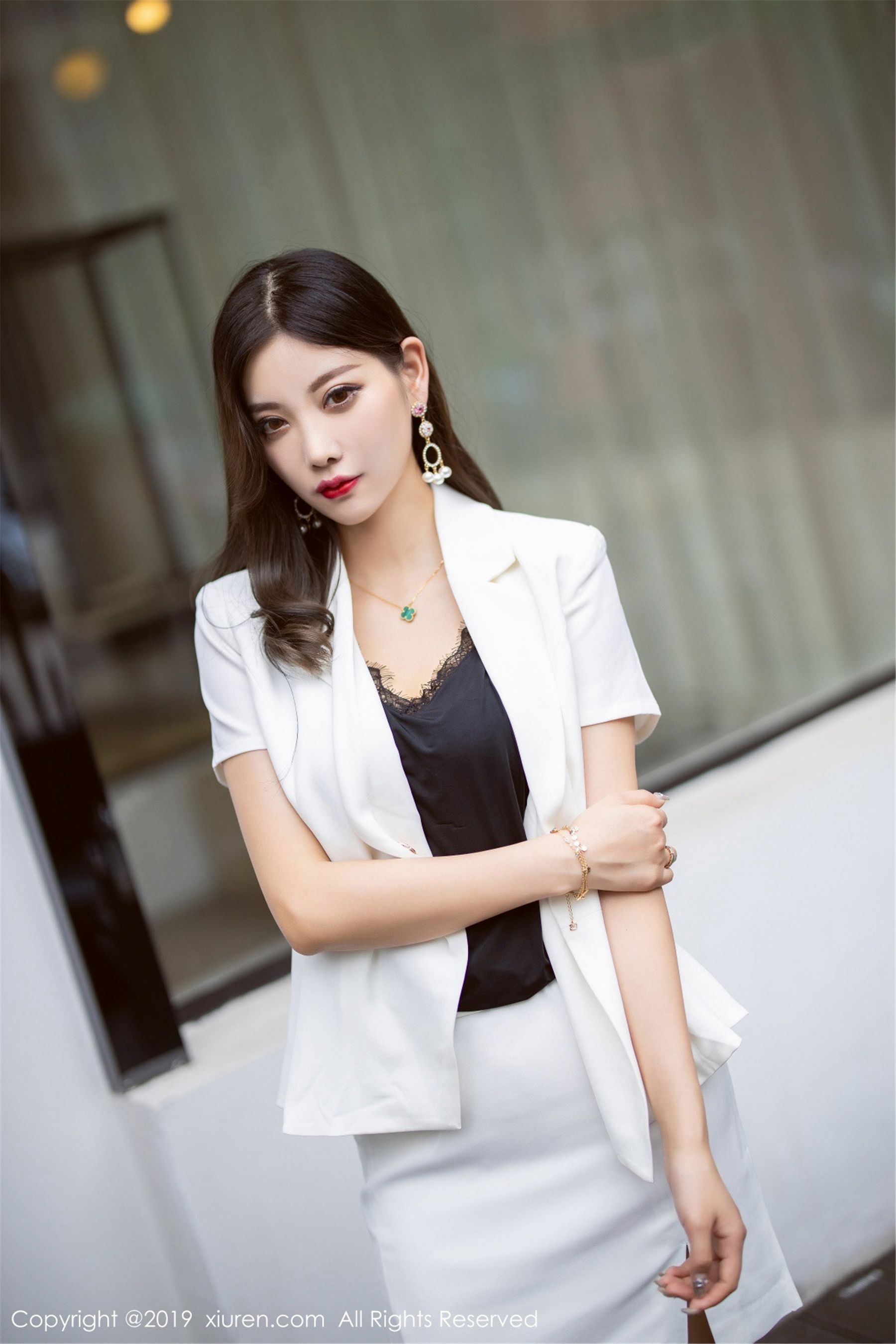 Yang Chenchen Sugar “Semismary Secretary” [Xiu people xiuren] numen