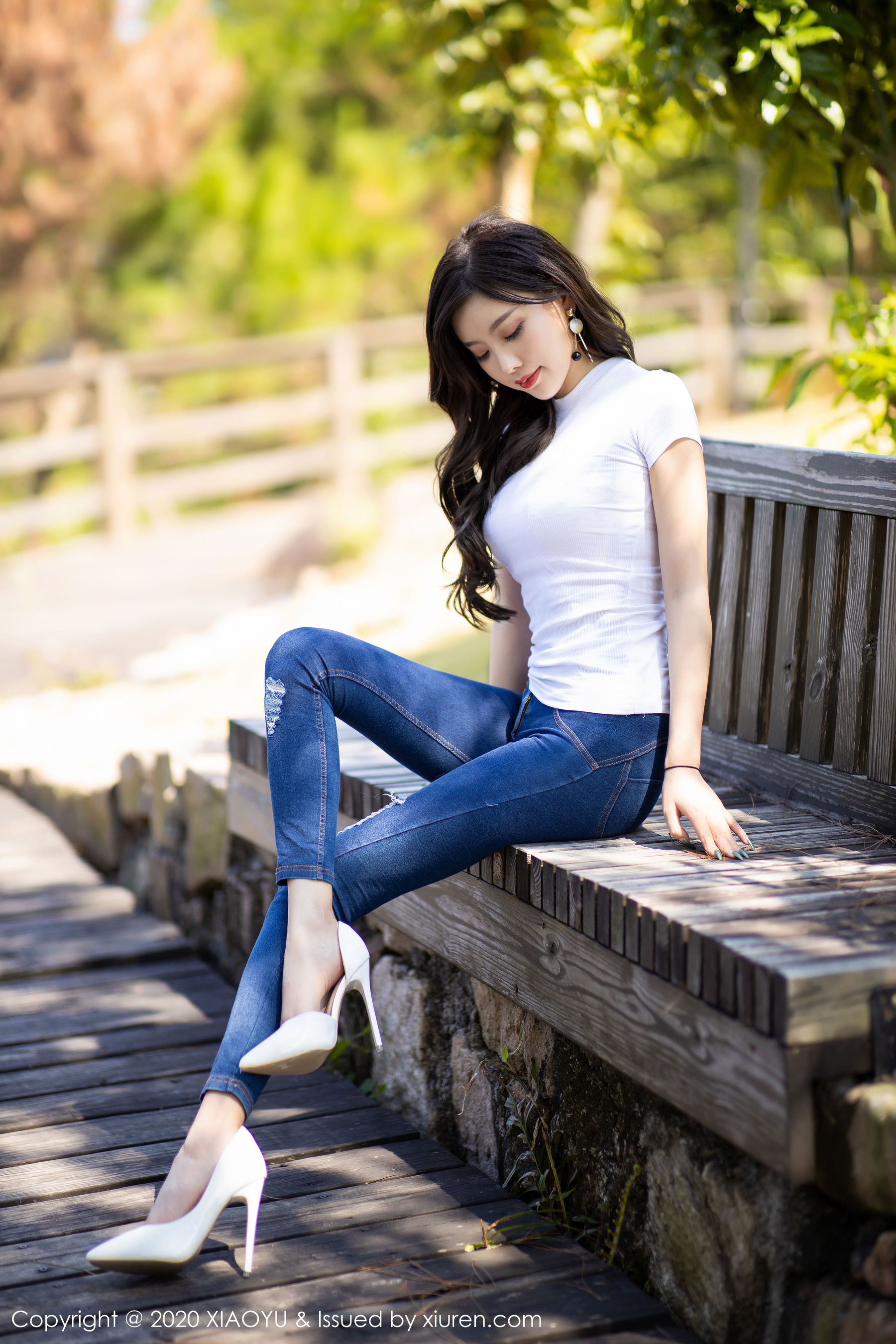 [LangkhaIxia XIAOYU] Vol.300 Yang Chenchen Sugar “The best body under jeans” photo collection