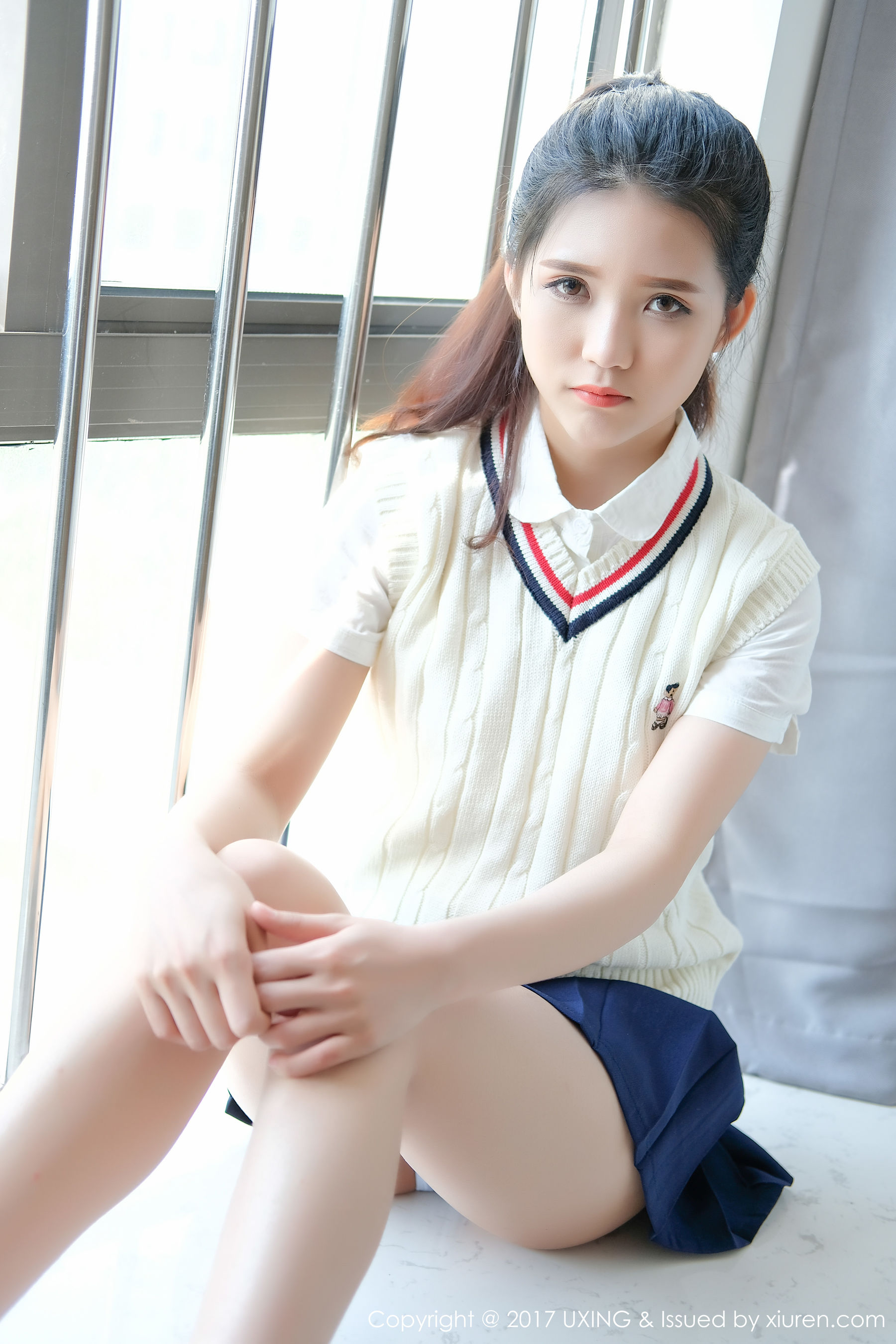 Cute Little Leaf “School Uniform Soft Girl” [UXING] VOL.056 Photo Album