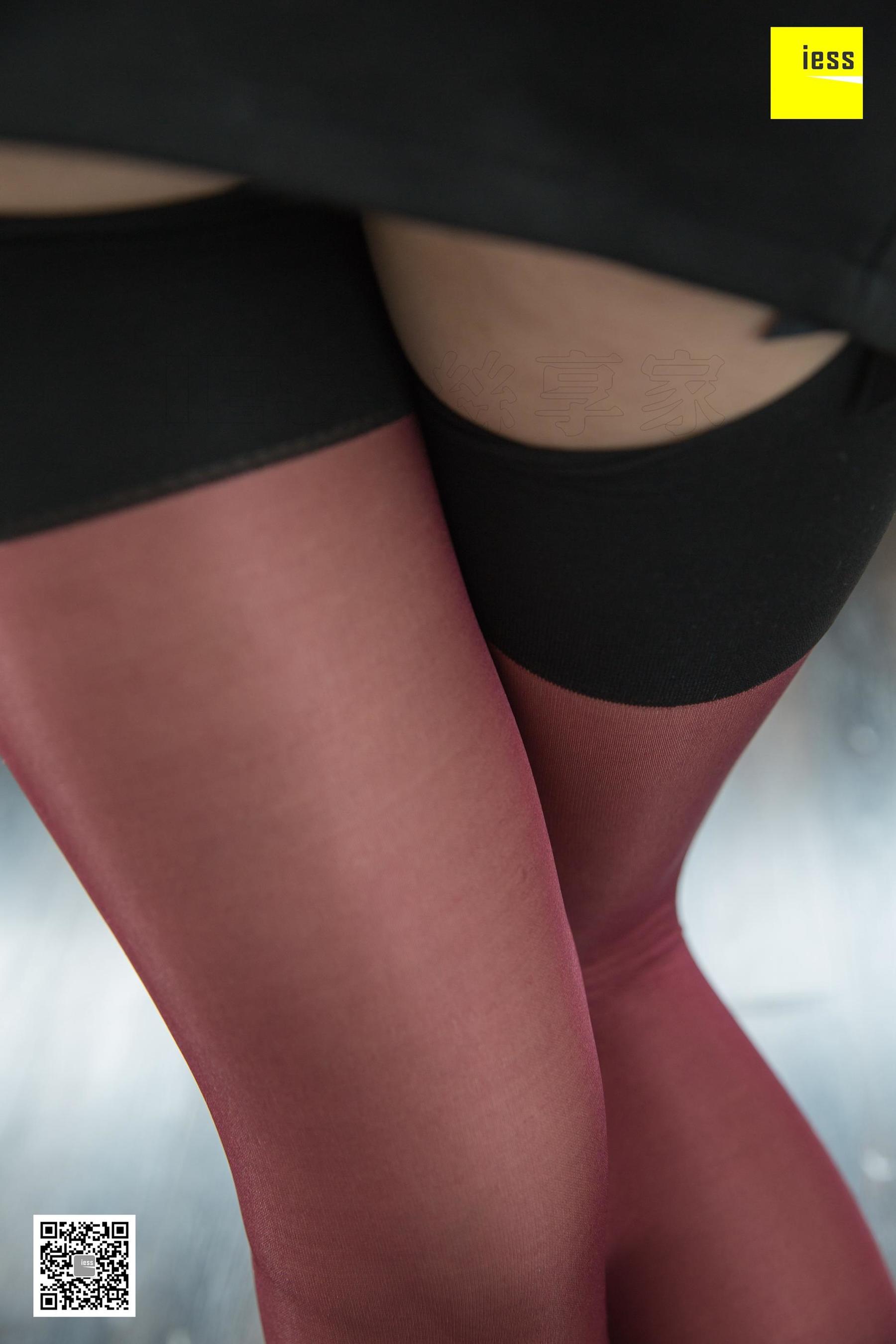 Leg Model Xiaoyu “Little Feather Red Silk Yoo in the sixth grade” [奇思趣向IESS] Photo Album of Beautiful Legs in Stockings