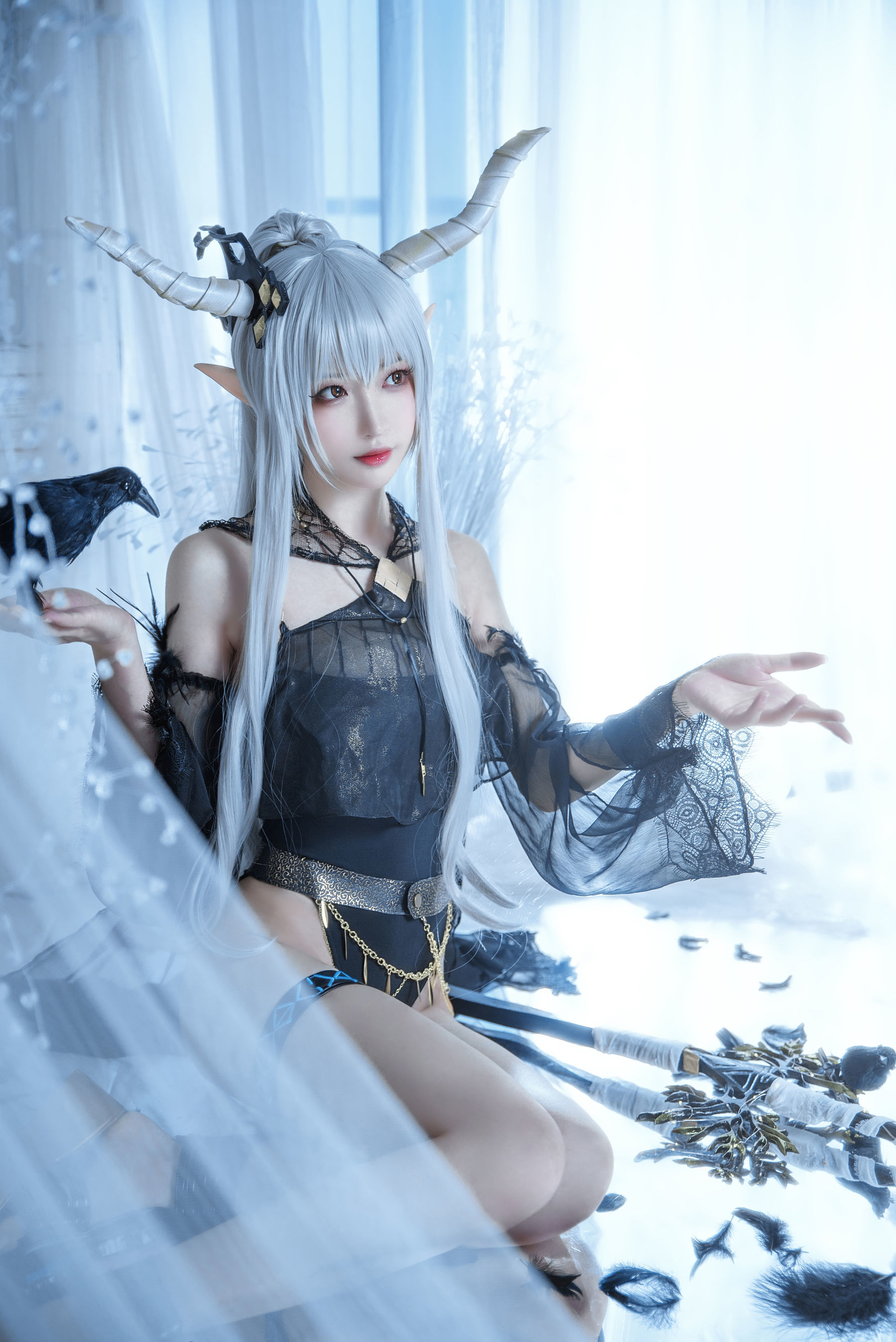 Coser Small Sister Nangong “Flash Swimwear” Photo Collection
