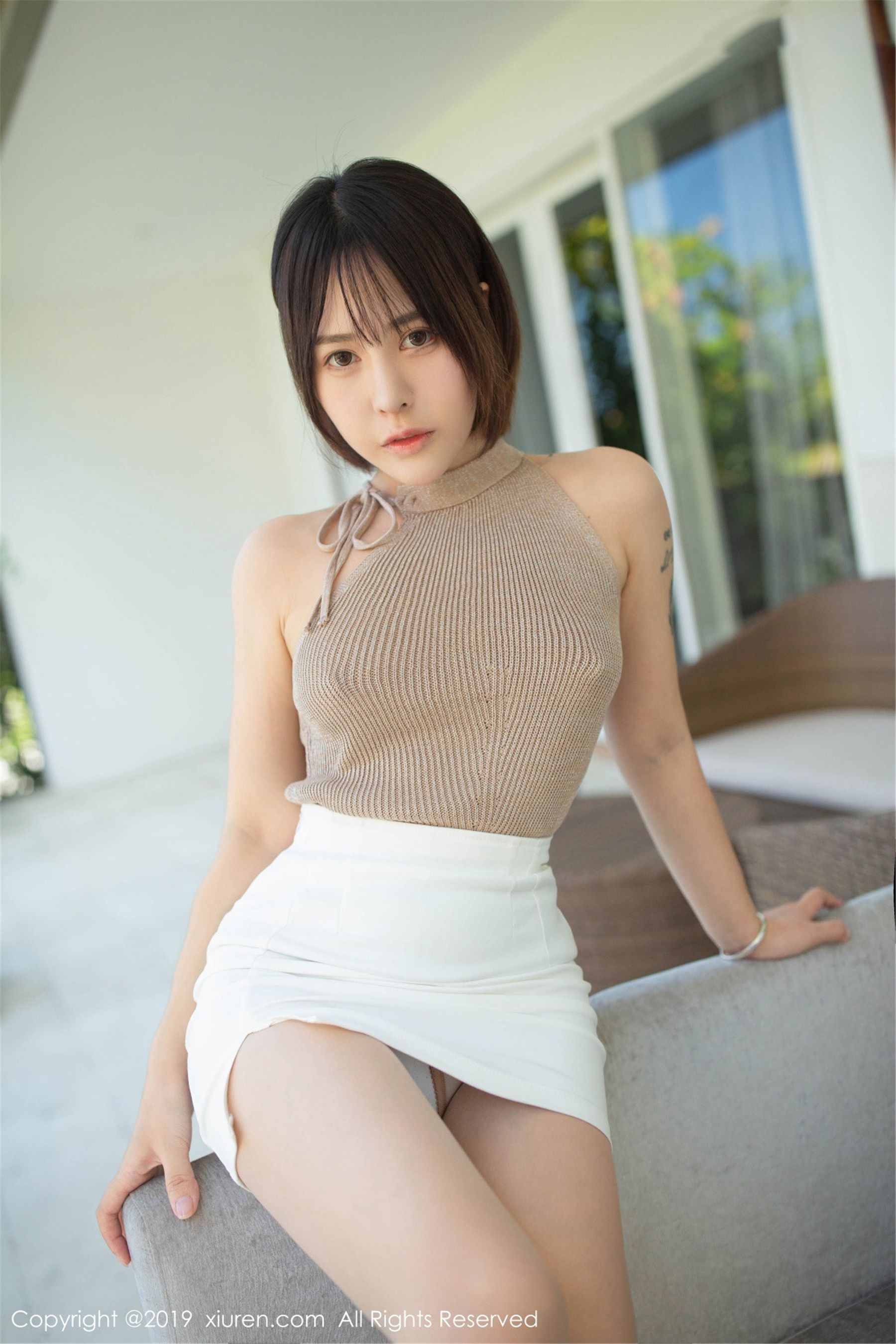 Evelyn Ellie “Sexy Sweater Protrusion Series” [秀人XIUREN] No.1598 Photo Album