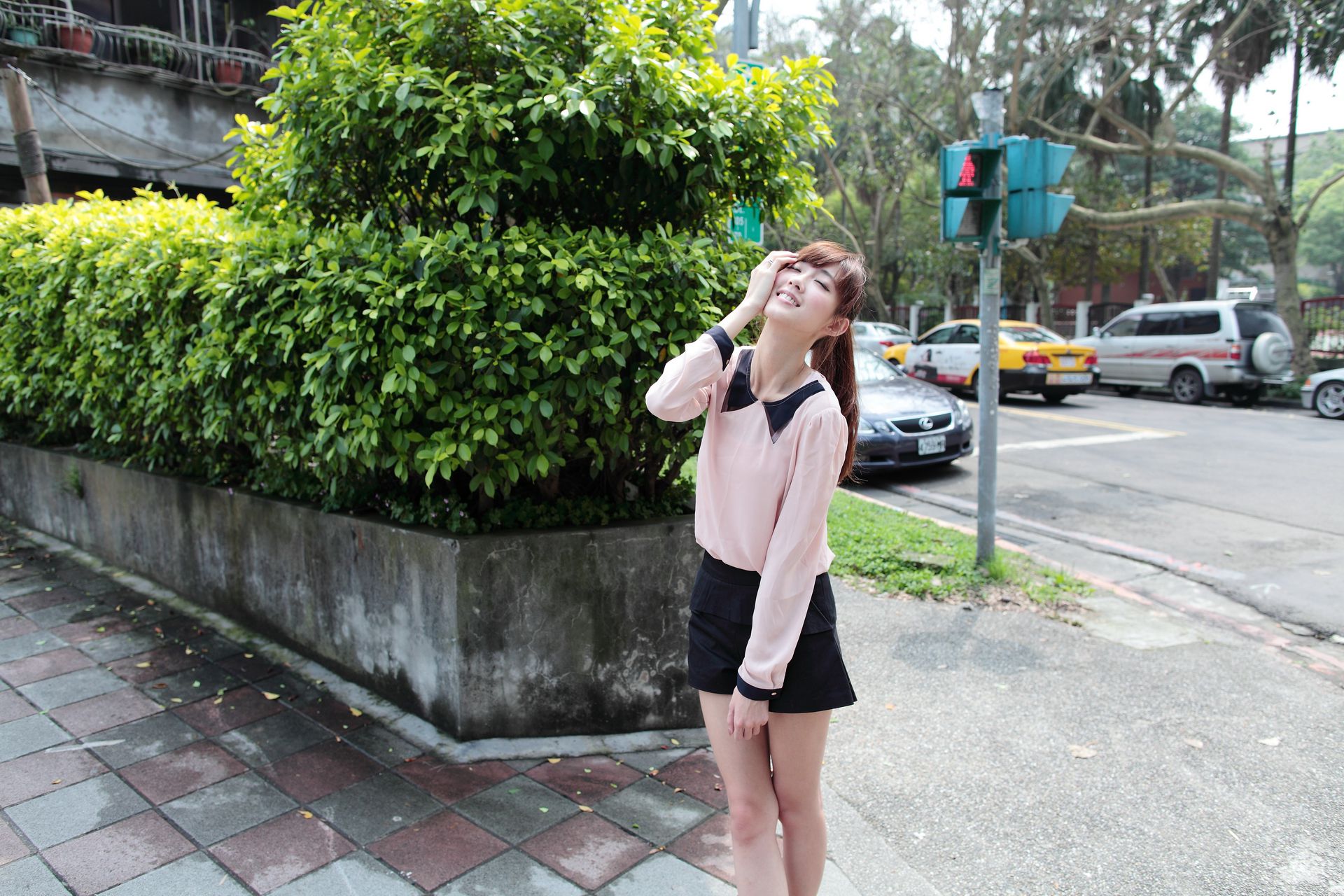 KILA Crystalline / Jin Yunji “2 groups of overshirt street shoot” photo set