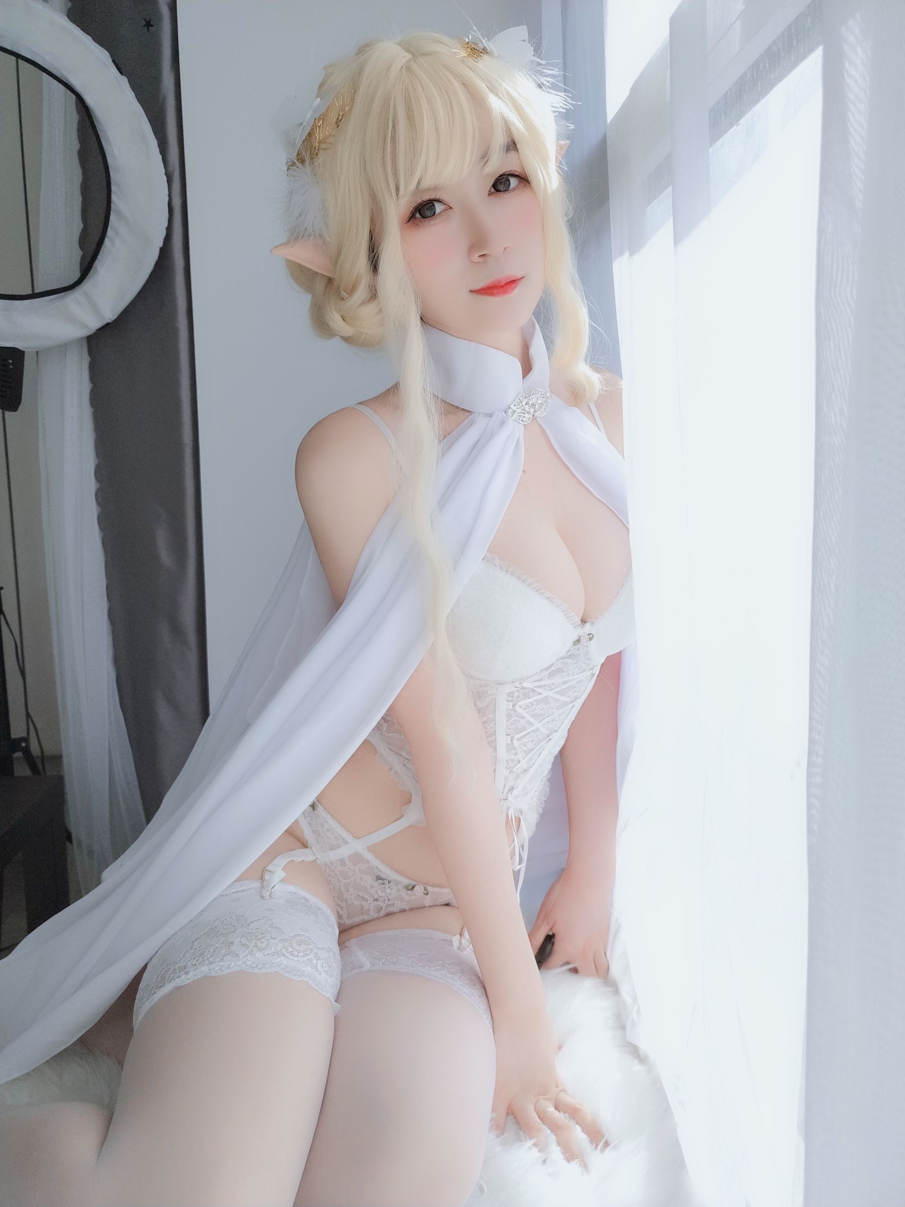 [Cosplay] Coser little sister silver – small white sheep