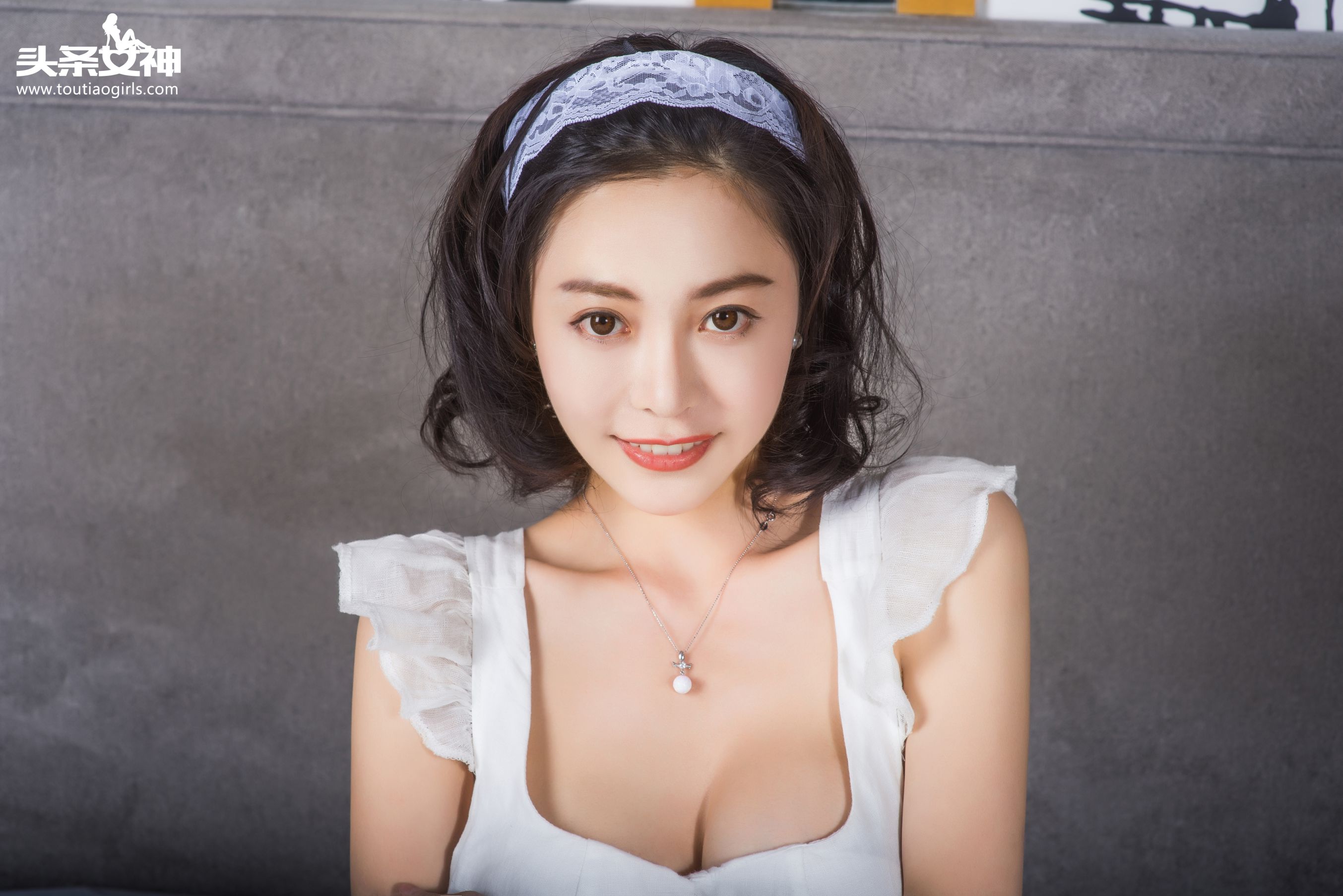 Xiaoai “Sensitive New Wife” [Headline Goddess] Photo Album