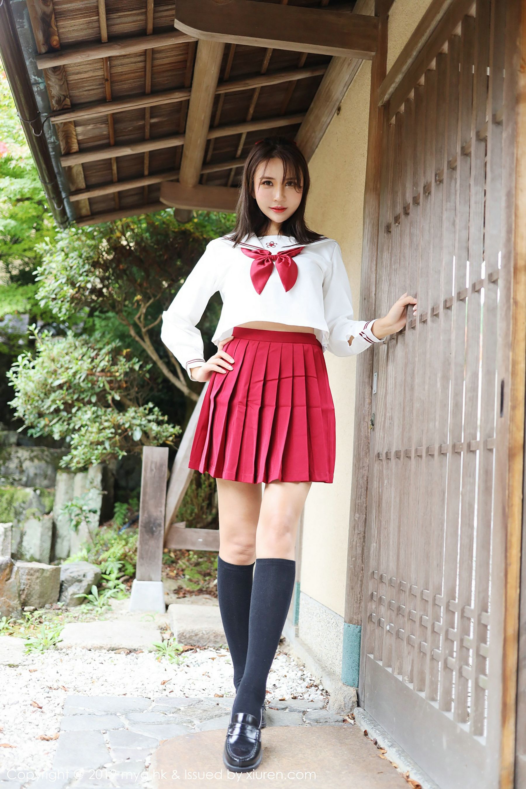 Solo_Yinfi “Student Uniform Series” in Outdoor Shooting “[Miyuan Pavilion MYGIRL] VOL.341 photo