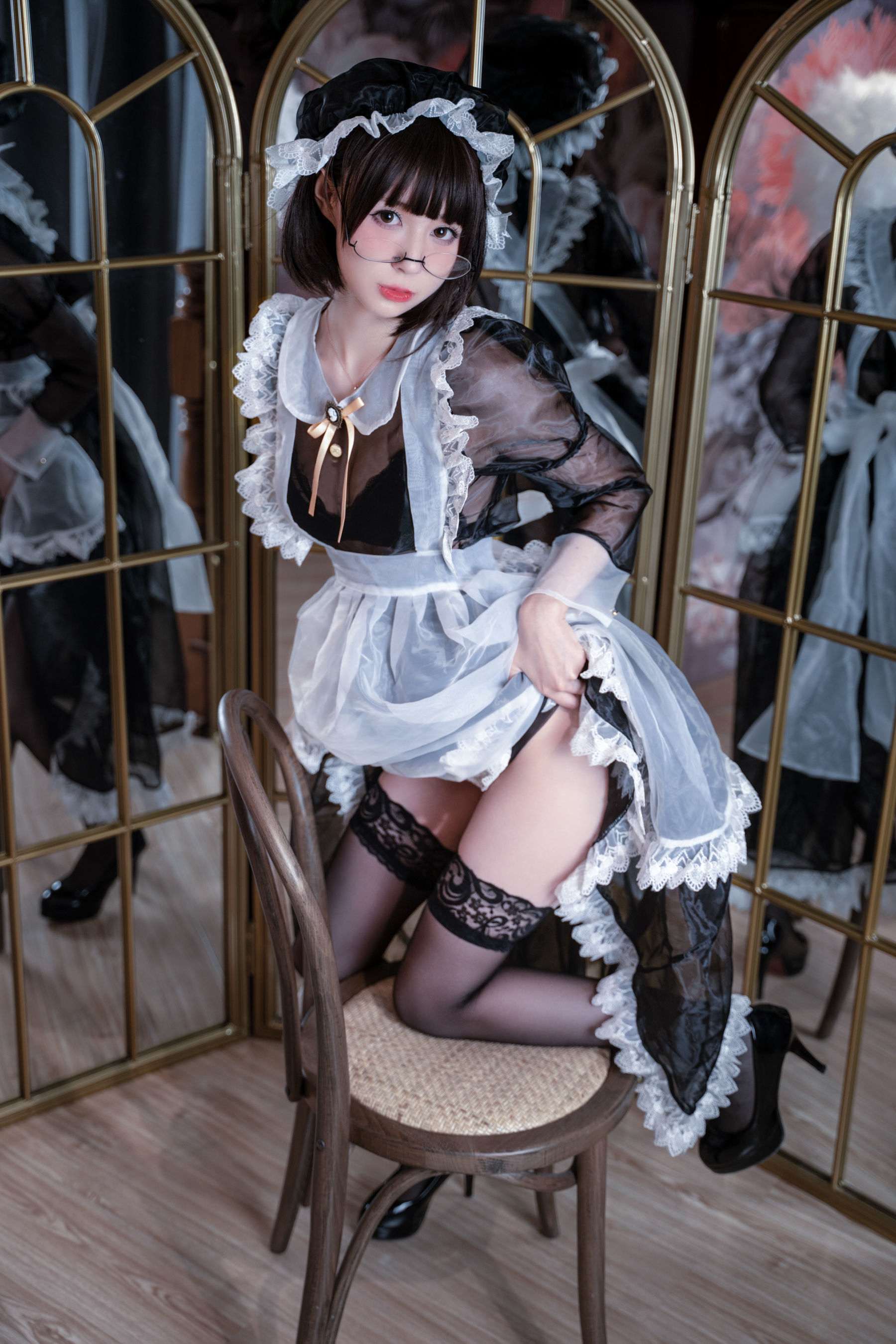 [网 红 COSER] Xiyuan Temple South Song – Transparent Maid Photo Collection