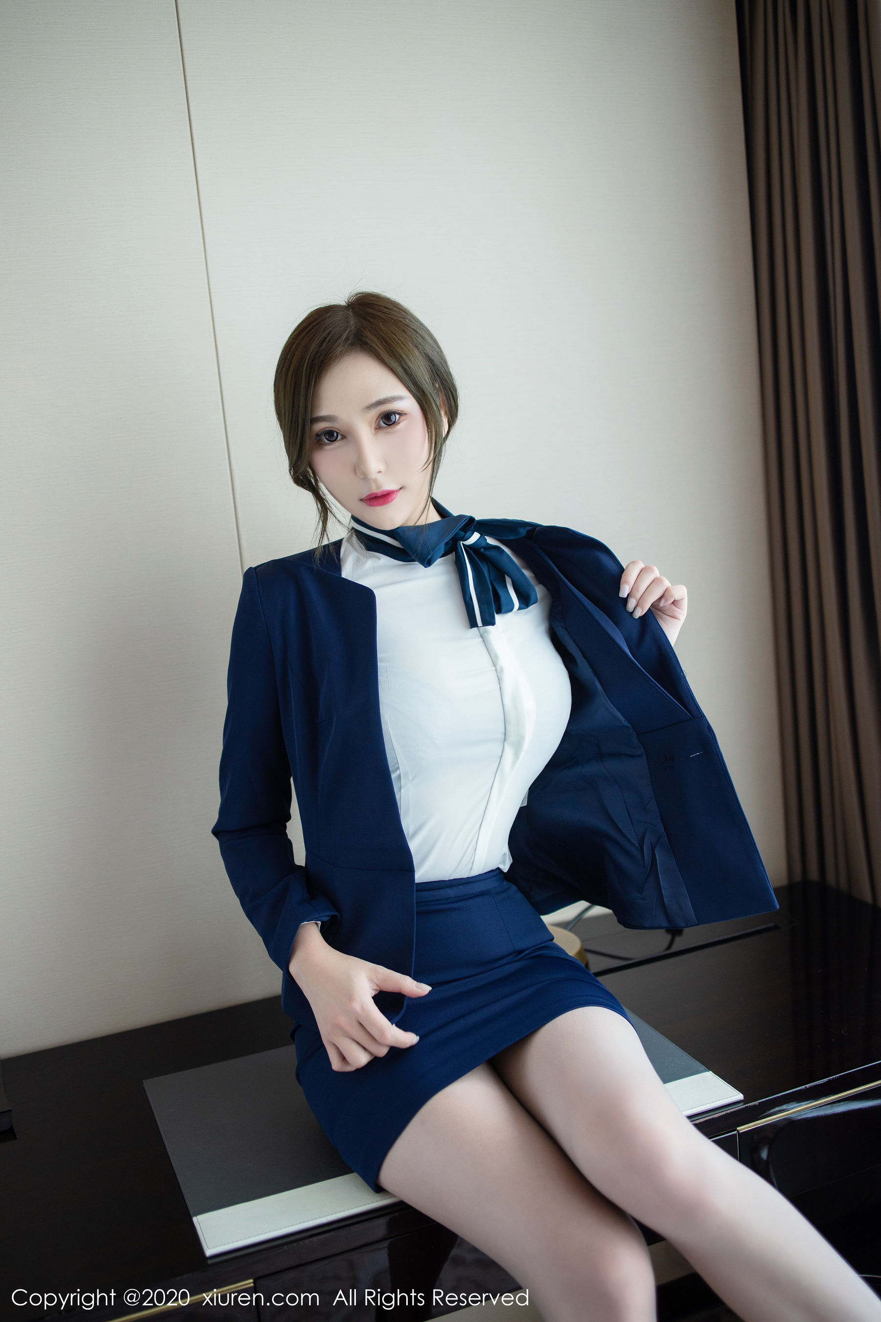[人 xiuren] No.2221 lavinia meat “Sexy Classic Workplace Uniform” Photo Collection