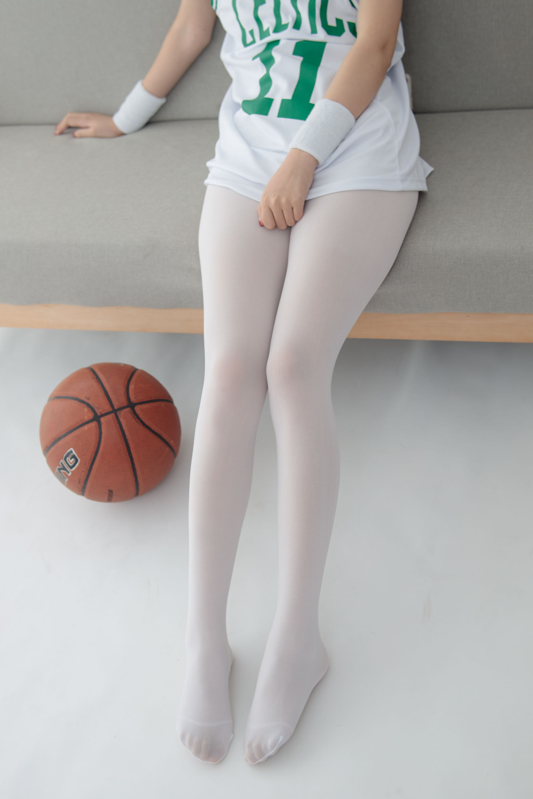 “There is no 80D white silk” with basketball “[Senluority Group] JKFUN-041 photo set