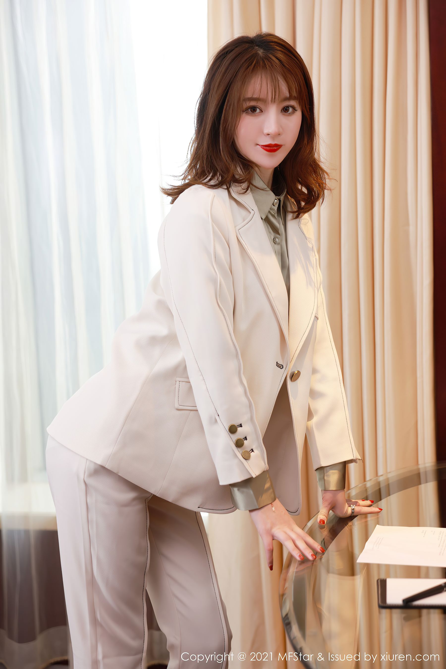 [Model Academy Mfstar] Vol.485 Yoo Youyou – Elegant End Focus on Workplace