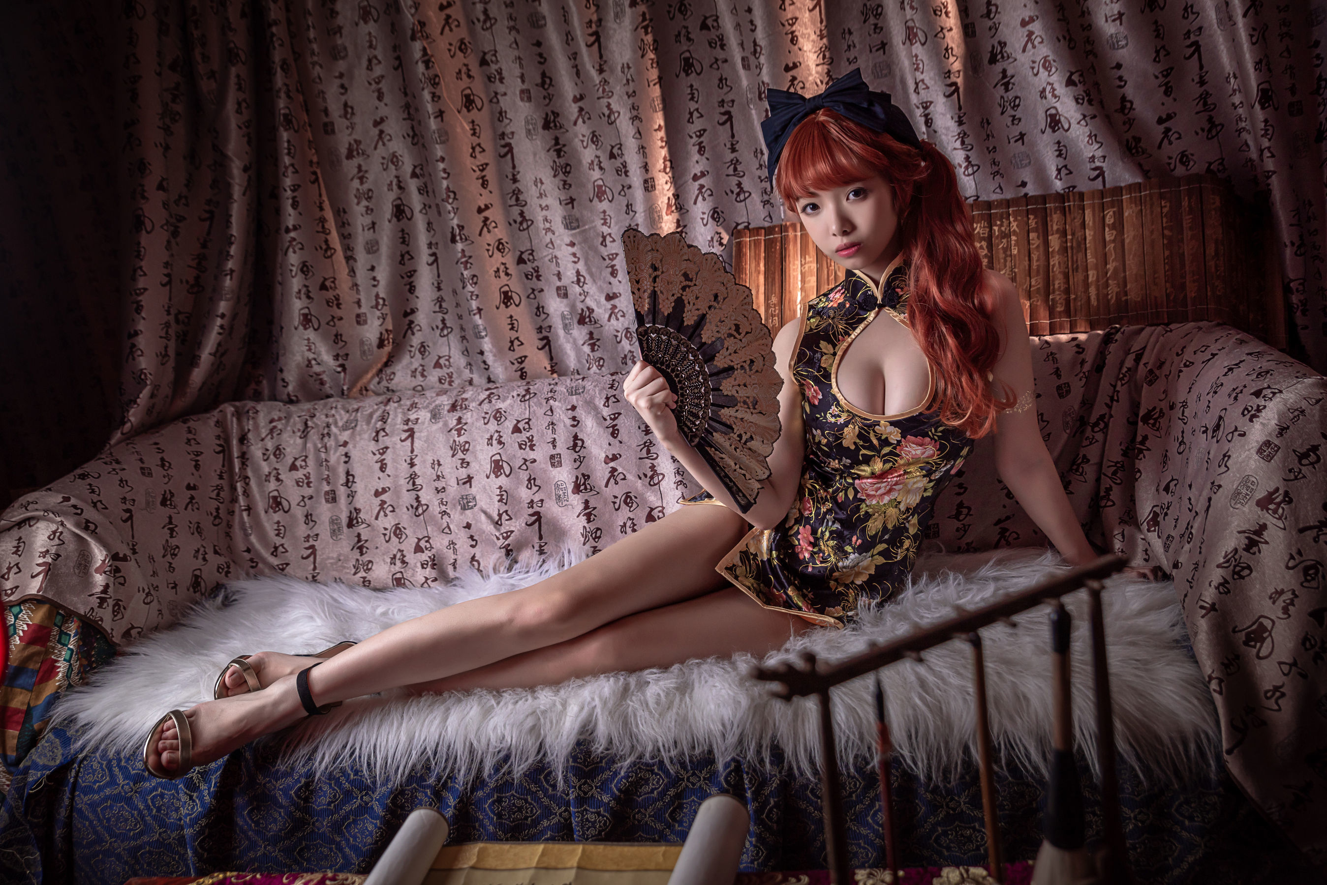 Wenmei “Low Cut Bare Feet” [COSPLAY Welfare] Photo Album