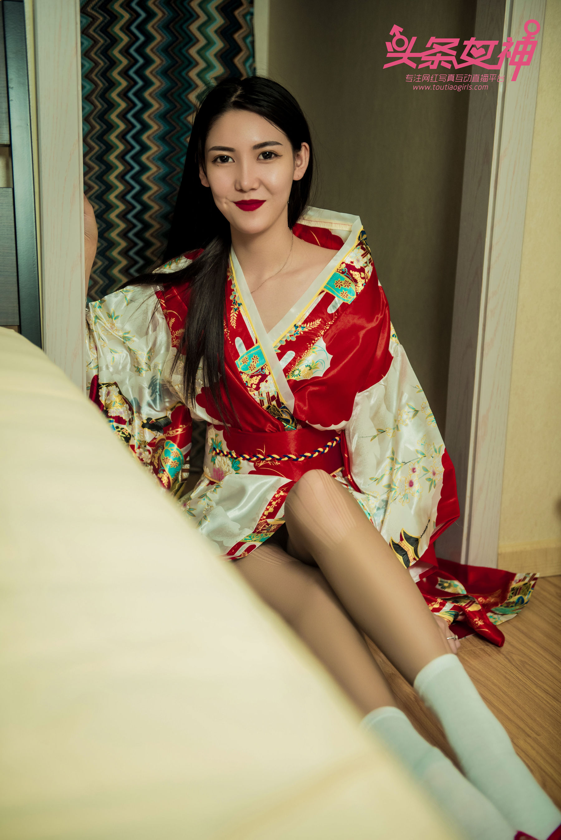 Feng Xuejiao “the rhyme of the clothes” [headline goddess toutiaogirls] photo set