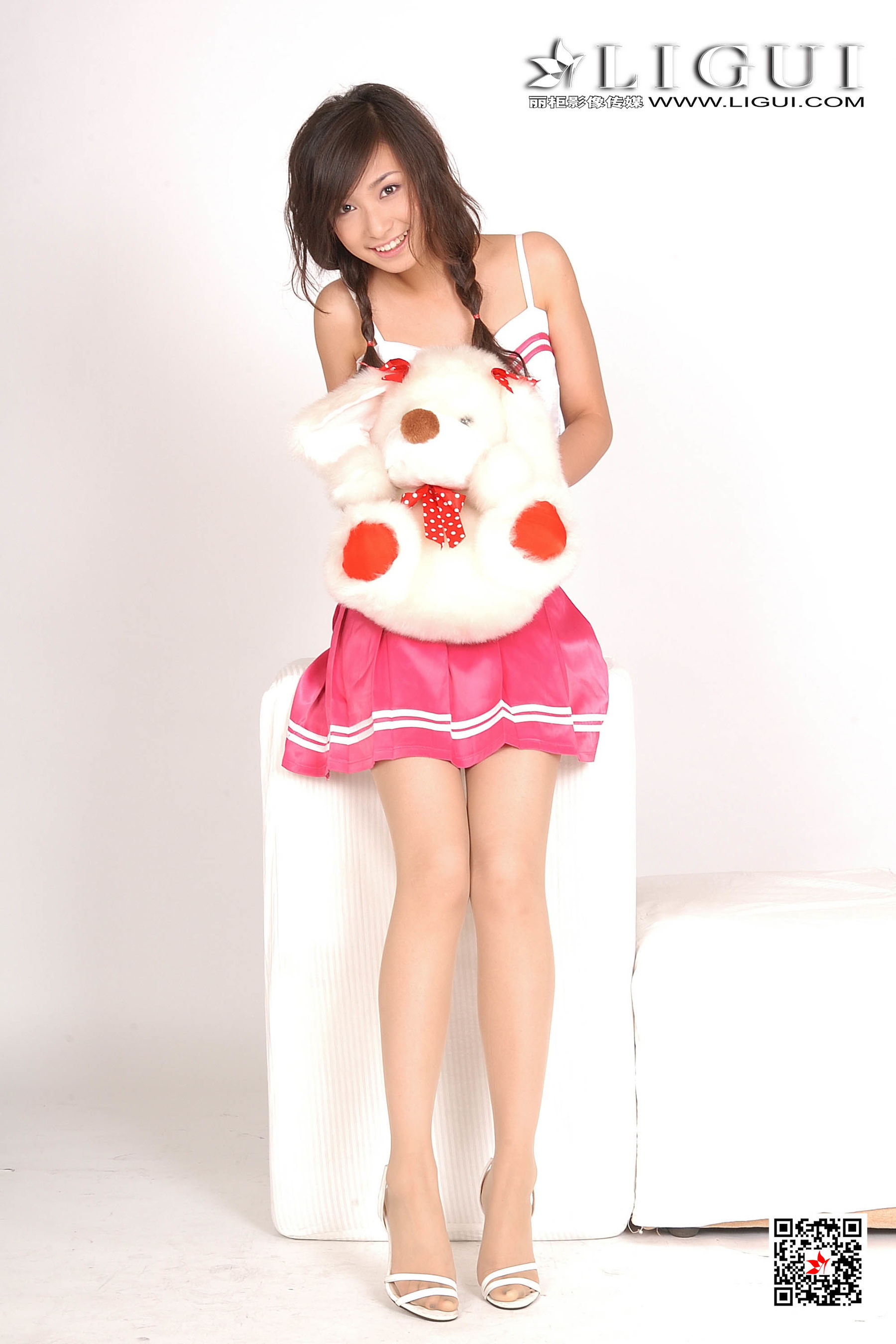 Model Xiao Xiao “Pink Girl Heart” [丽柜LIGUI] Network Beauty Photo Album