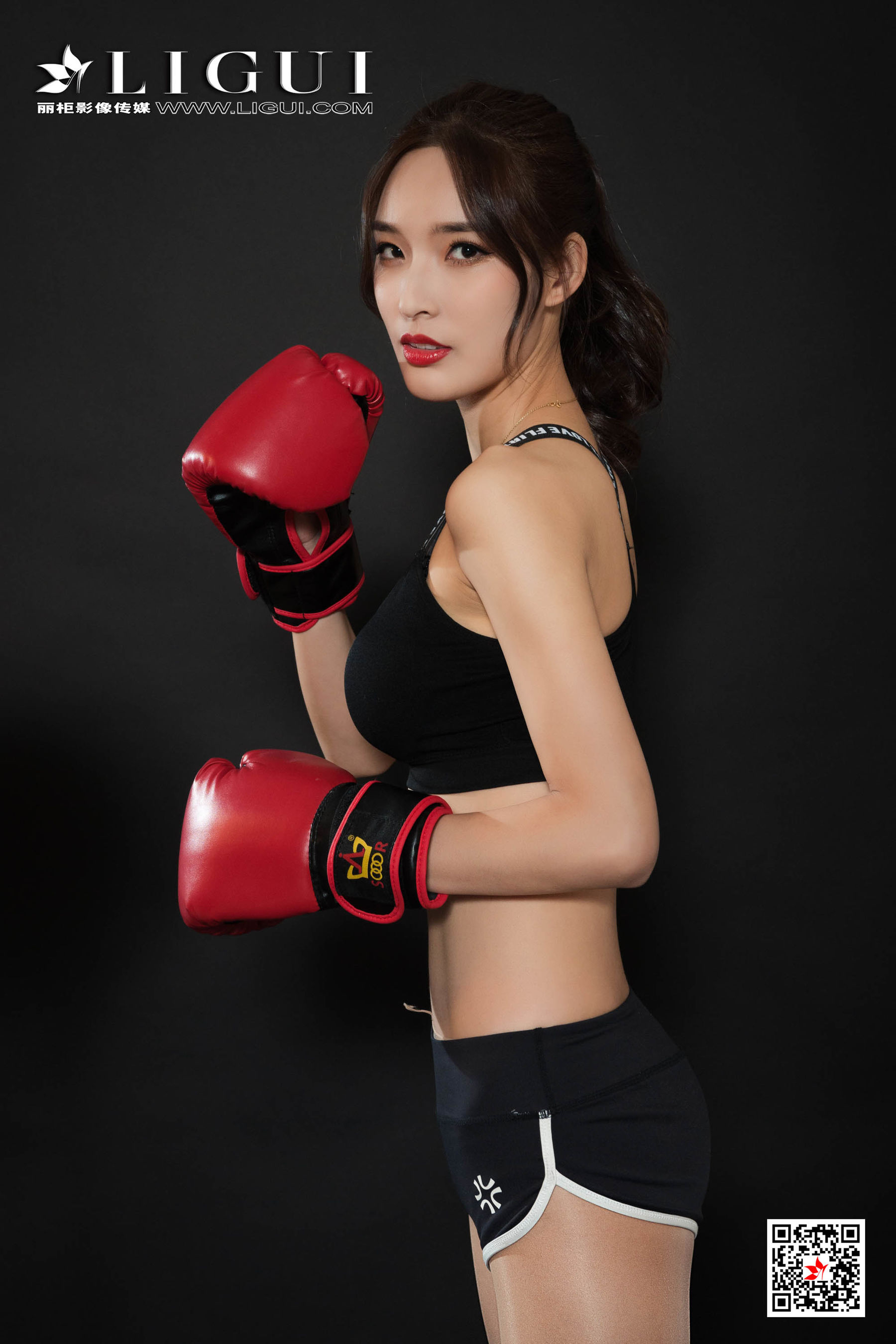 Leg model ice cream “boxing silk foot girl” [柜 liGUI] online beauty photo collection