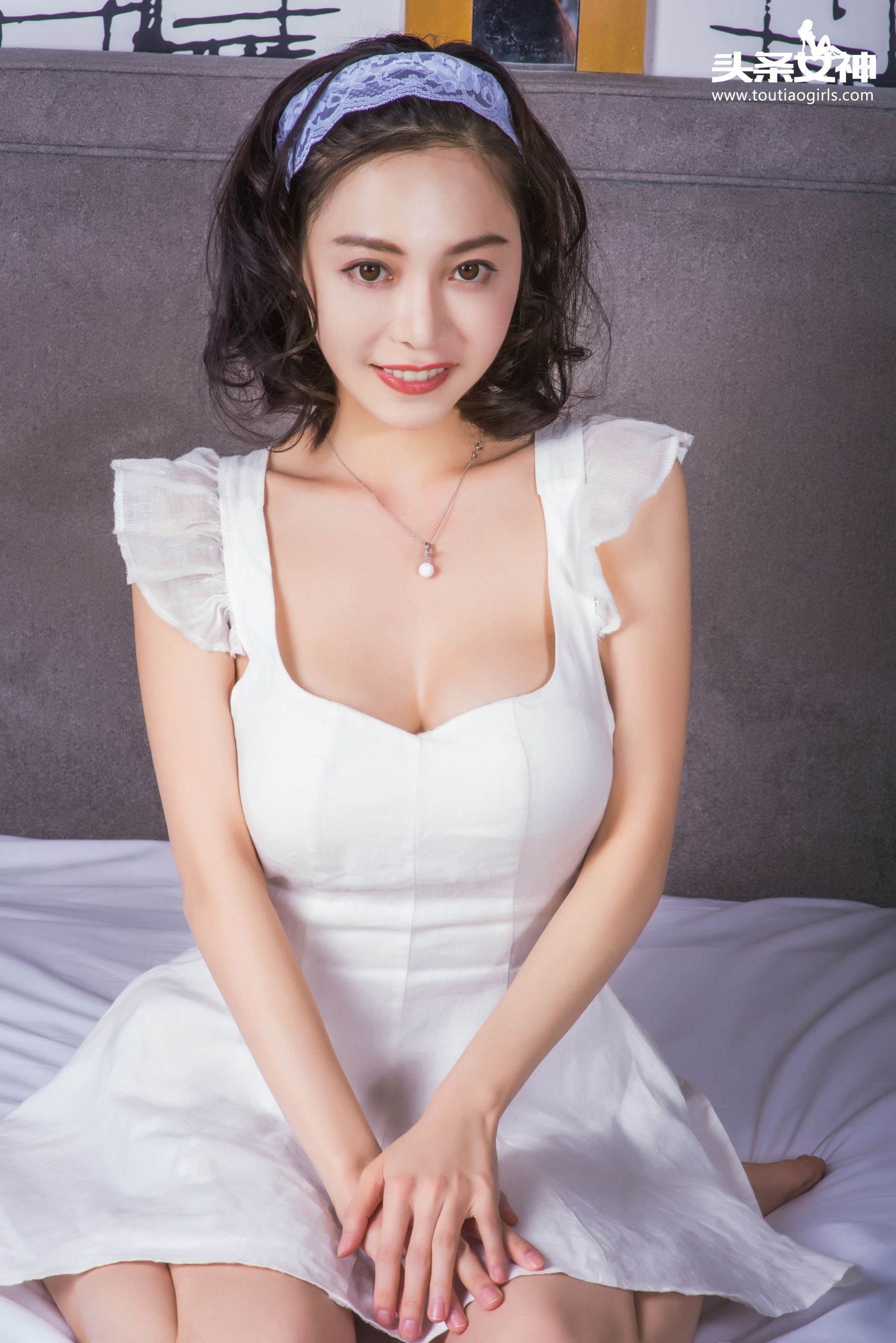 Xiaoai “Sensitive New Wife” [Headline Goddess] Photo Album