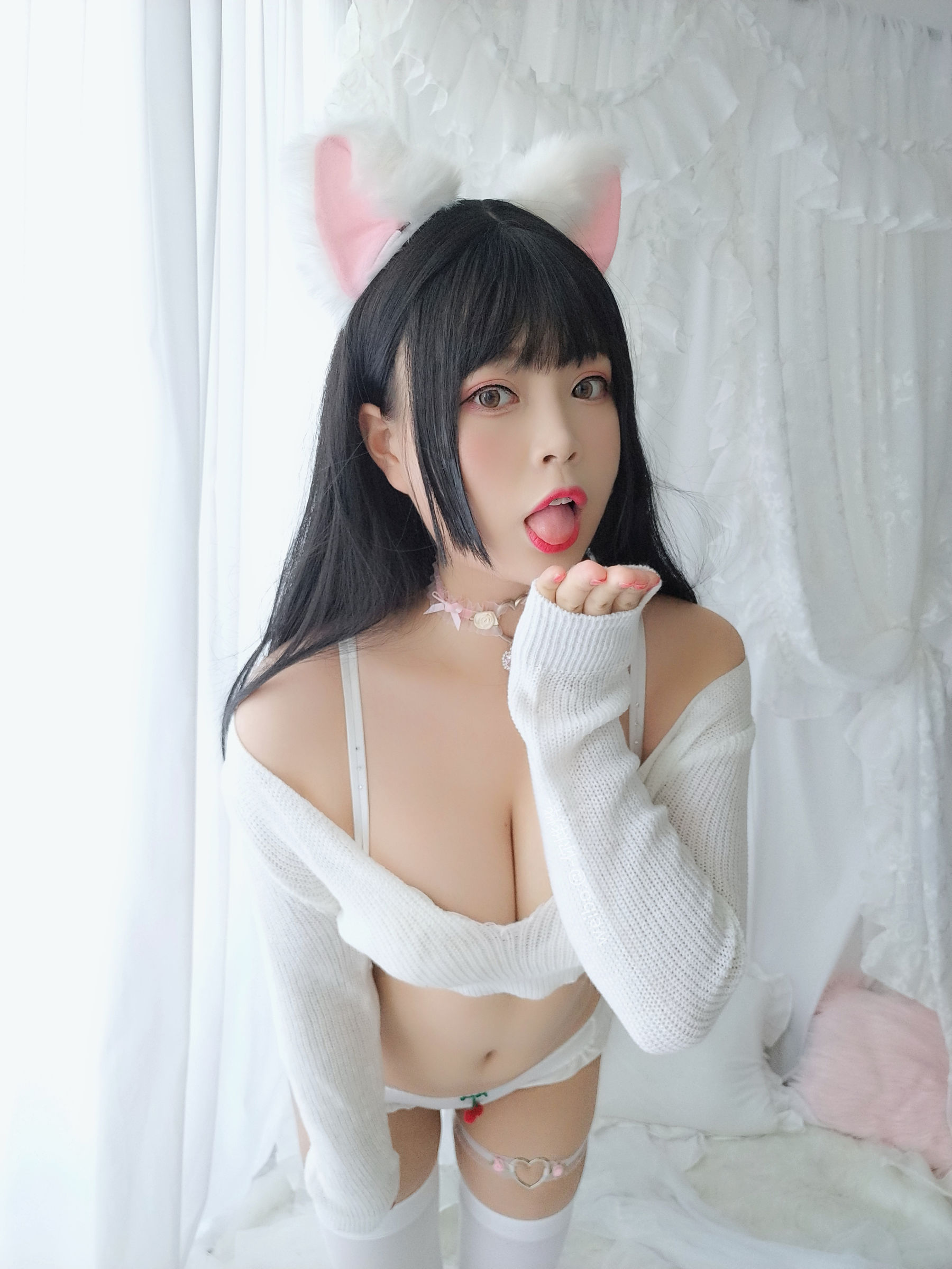 [COS Welfare] Meng Xiaoshi – Bai Wei – “Small Dai Cat” photo set