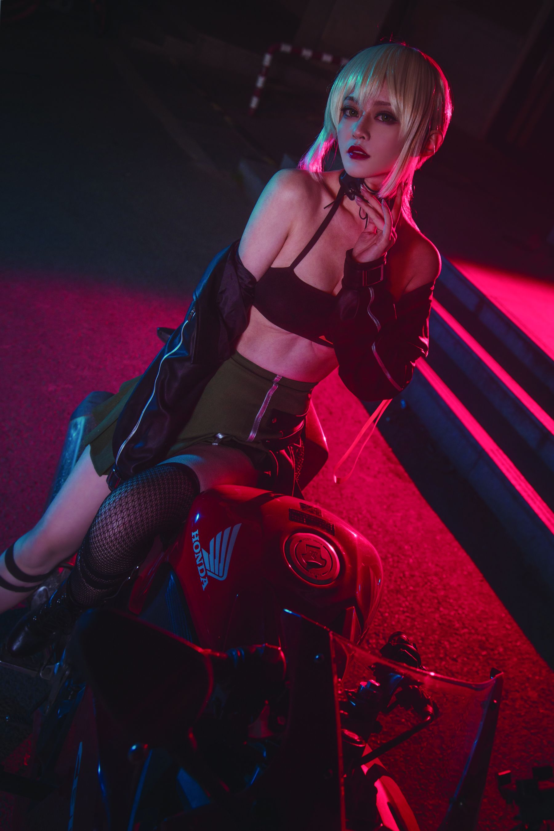 [COSPLAY] Ironboard Burning Dance W – Zhongshan Pier Black Double Double