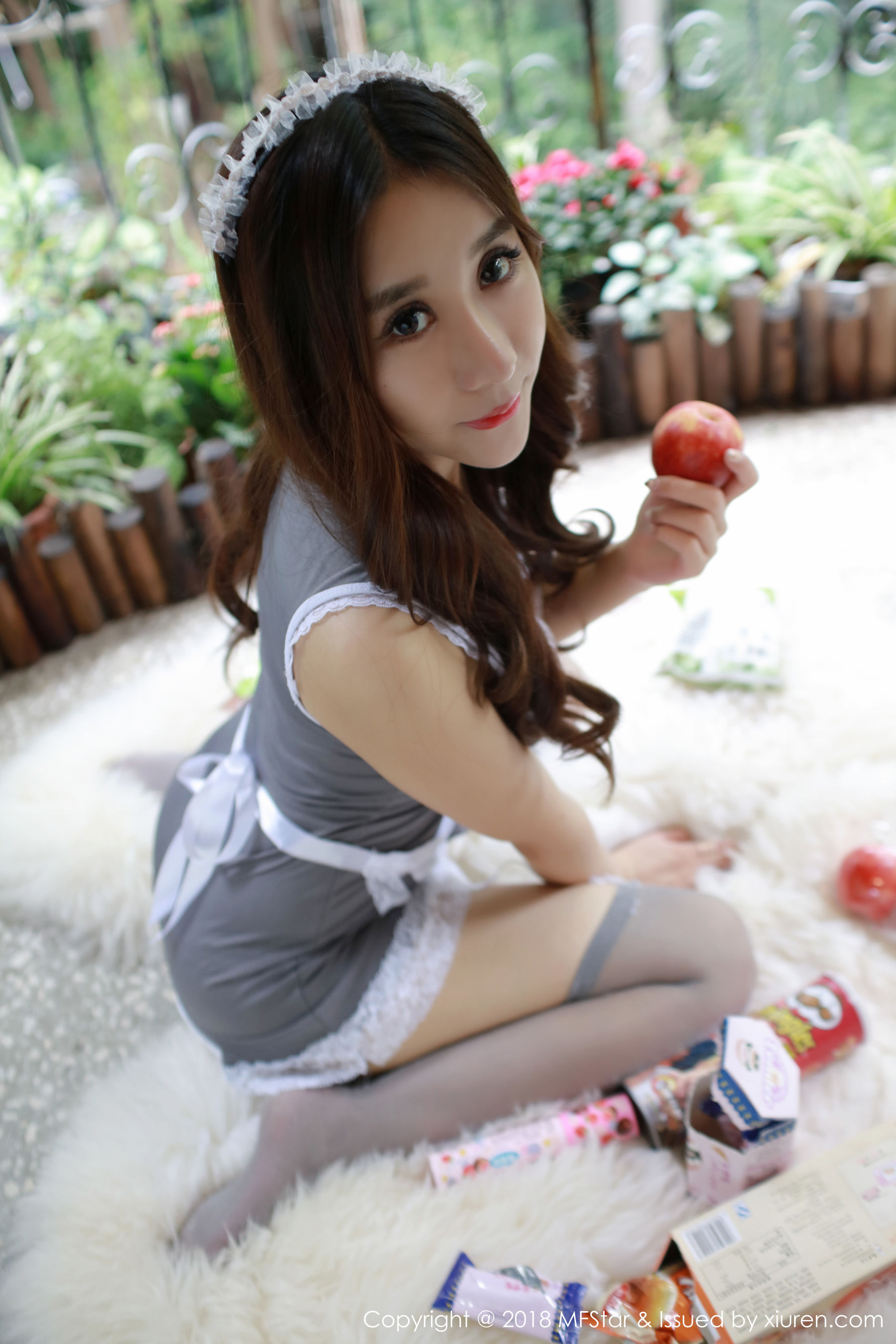 Kunxi Quincey “Hang Socks Maid + Rabbit Girl” [Model College MFSTAR] VOL.115 Photo Collection