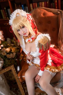 美女Coser羽生三未 《尼祿》 寫真集 0