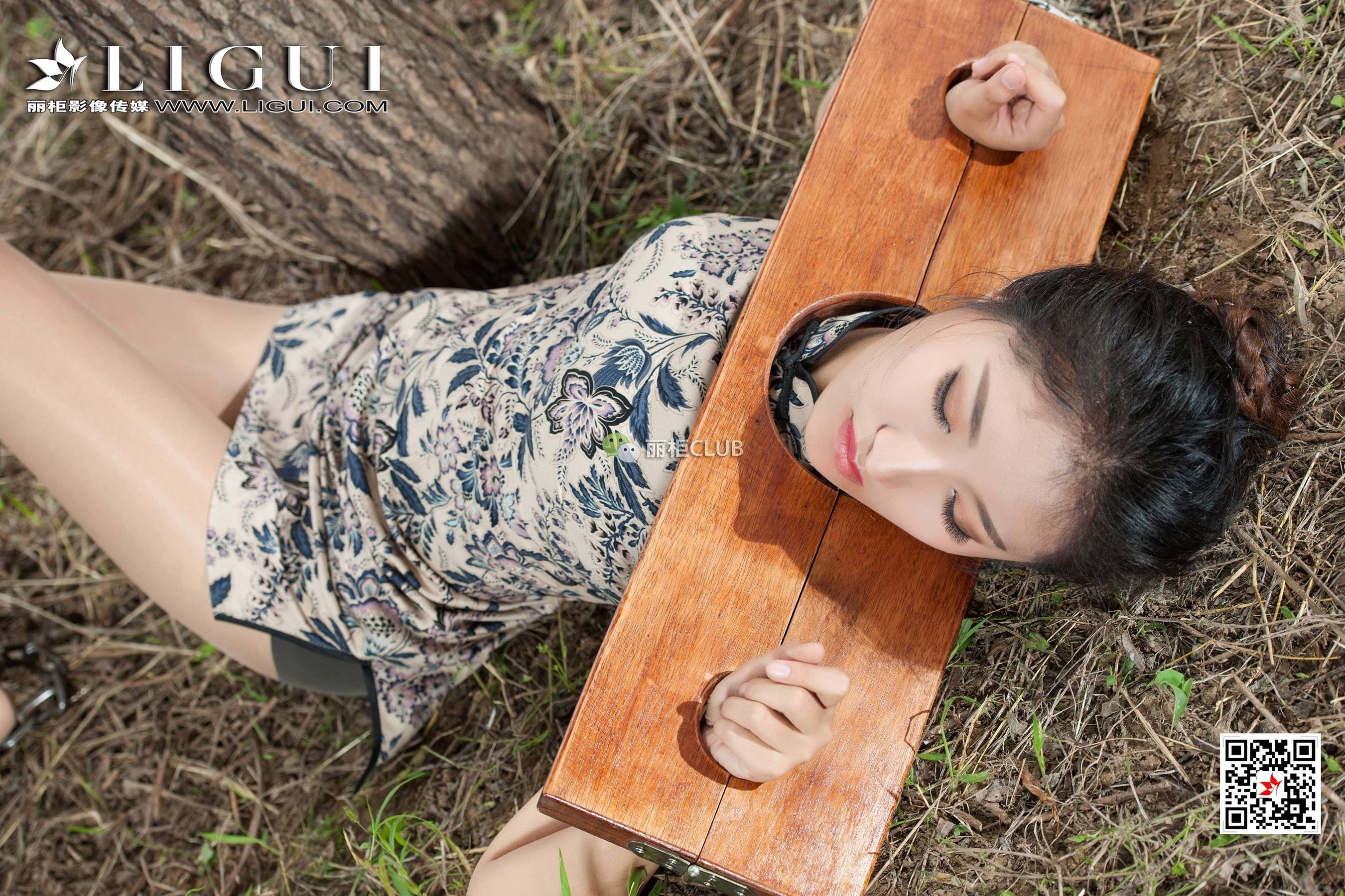 Leg Mo Sitong “Cheongsam Beauty Shackles the Human Body” [丽柜LIGUI] Network Beauty Photo Album