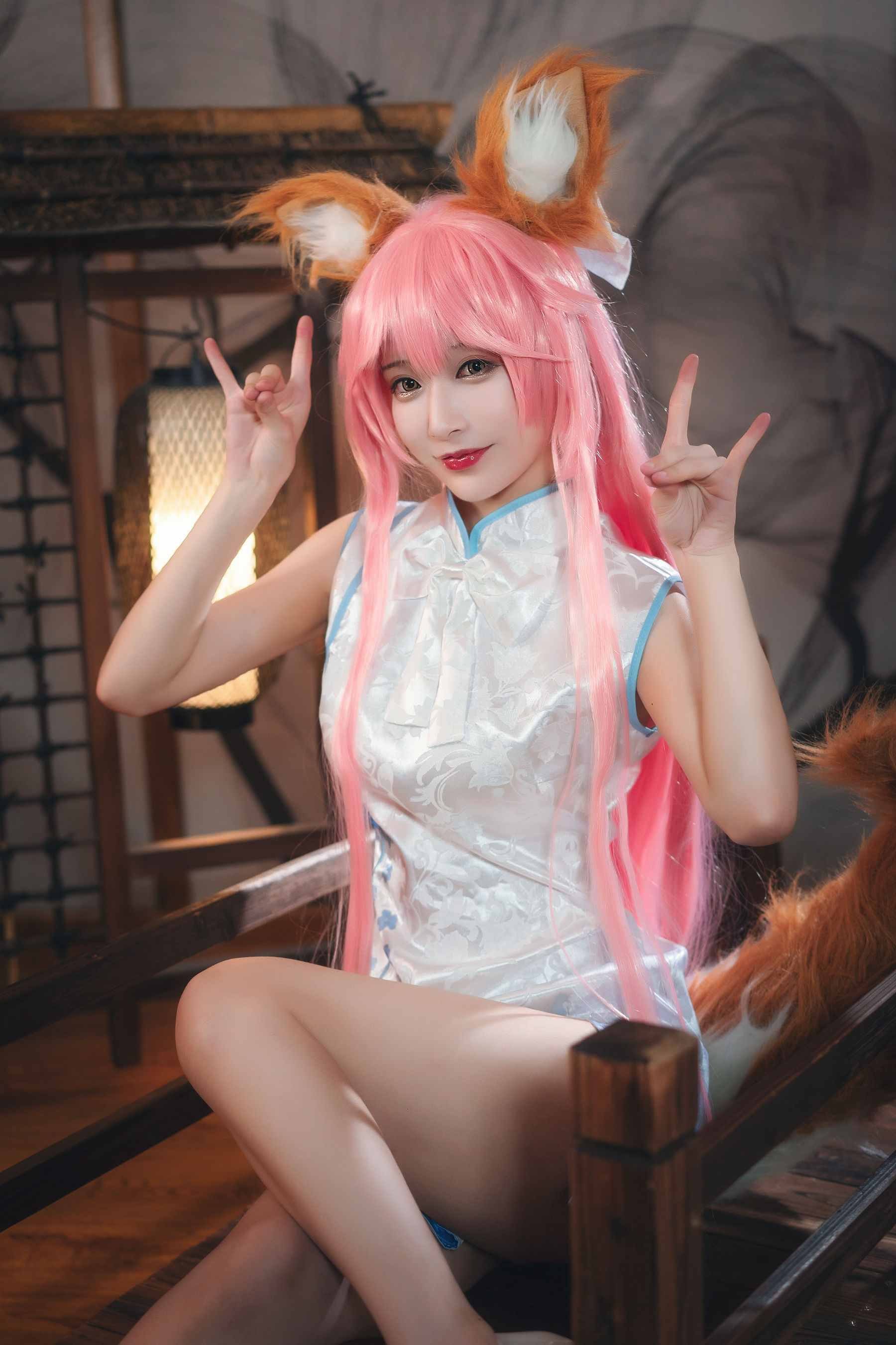 [COSPLAY] Anime blogger W Lilies Emperor W – small jade cheongsam photo set