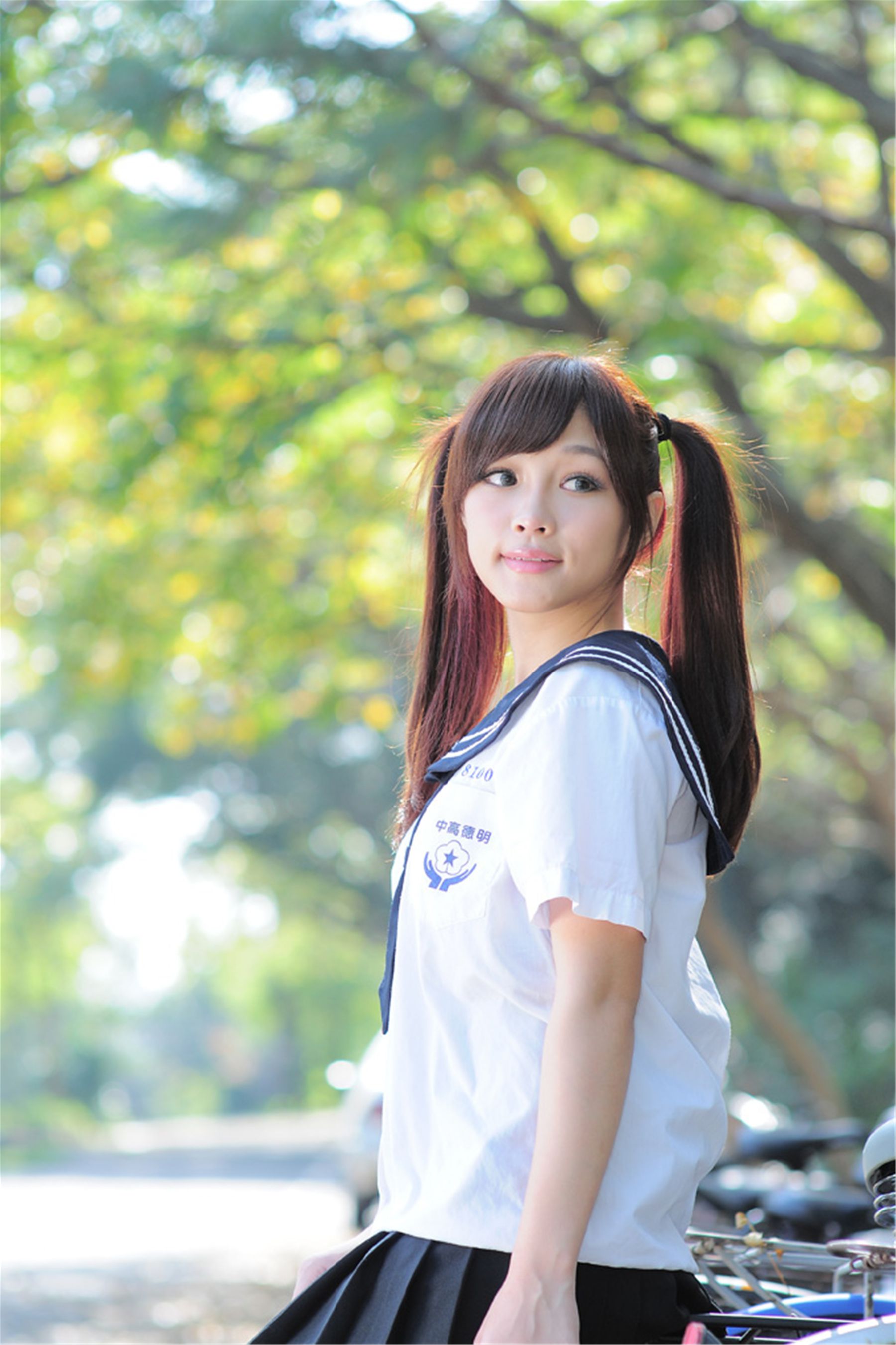 Taiwan Mingde High School Campus Flower Cool “Campus Street Take” photo set