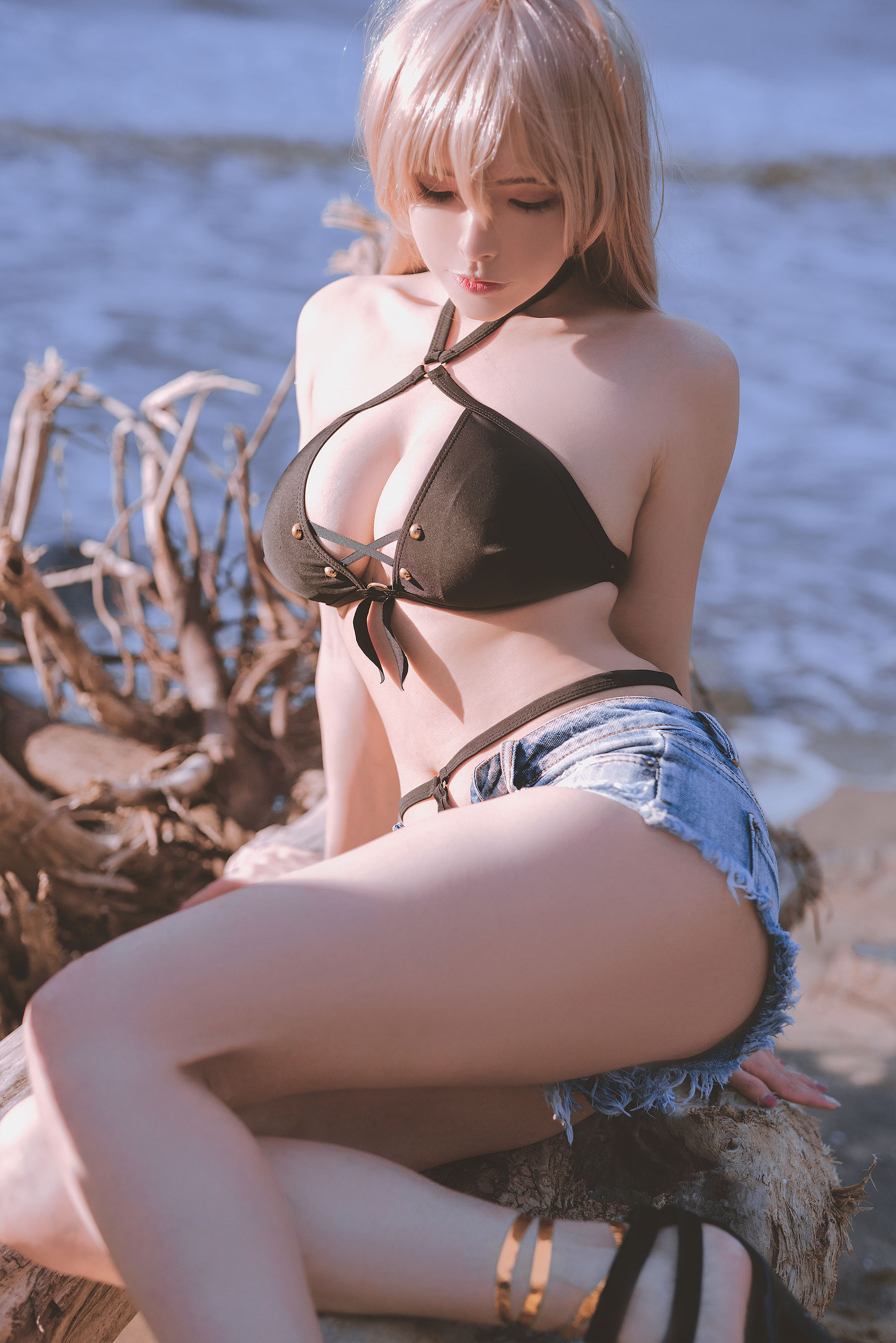 [COS Welfare] Autumn and Keke (Xia Xiaoxiu Qiuqiu) – Bi blue route photo set