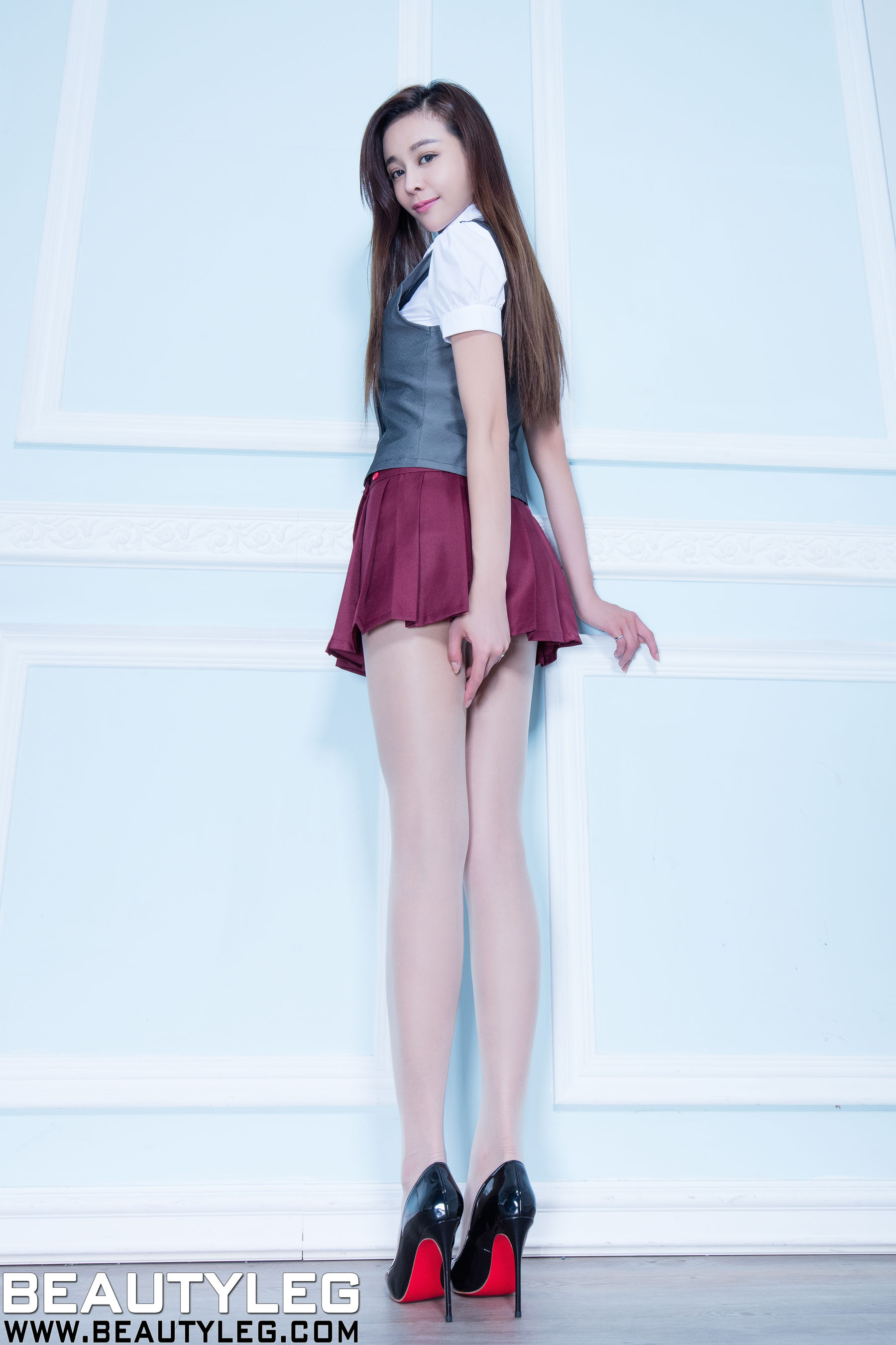 Huang Ya Dennise “Ultrashirt + Packet Buttocks Beautiful Leg” [Beautyleg] No.1564 Photo Collection