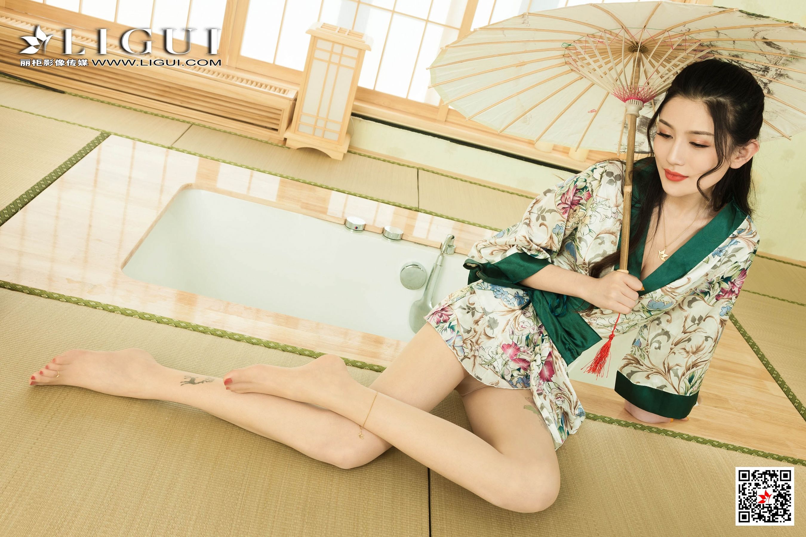 [柜 liGUI] Model sweet “kimono pajamas” photo set