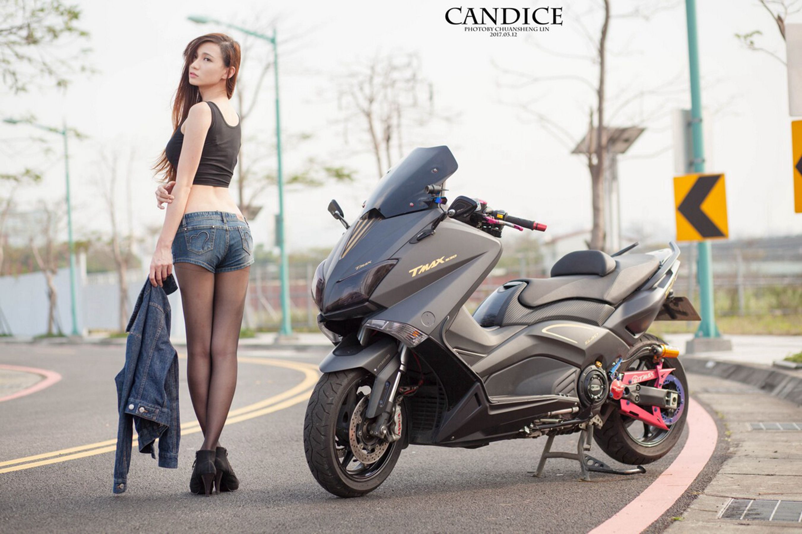 Cai Translation Candice “Dynamic Fashion Location” [Taiwan Godde] Photo Album
