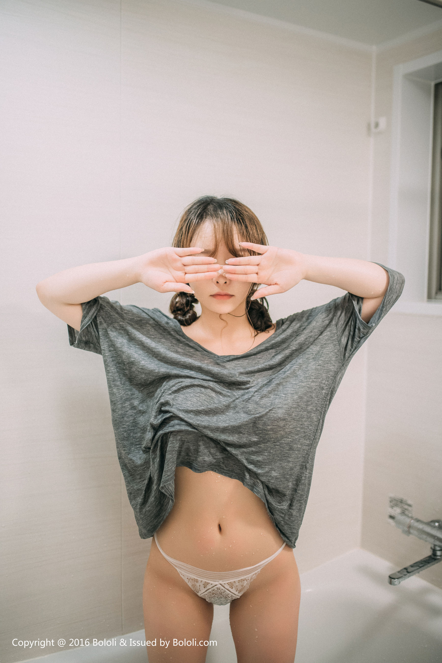 Liu Wei “Bathing Girl VS Drunk Wife” [BOLOLI Waulou Society] BOL.064 Photo Collection