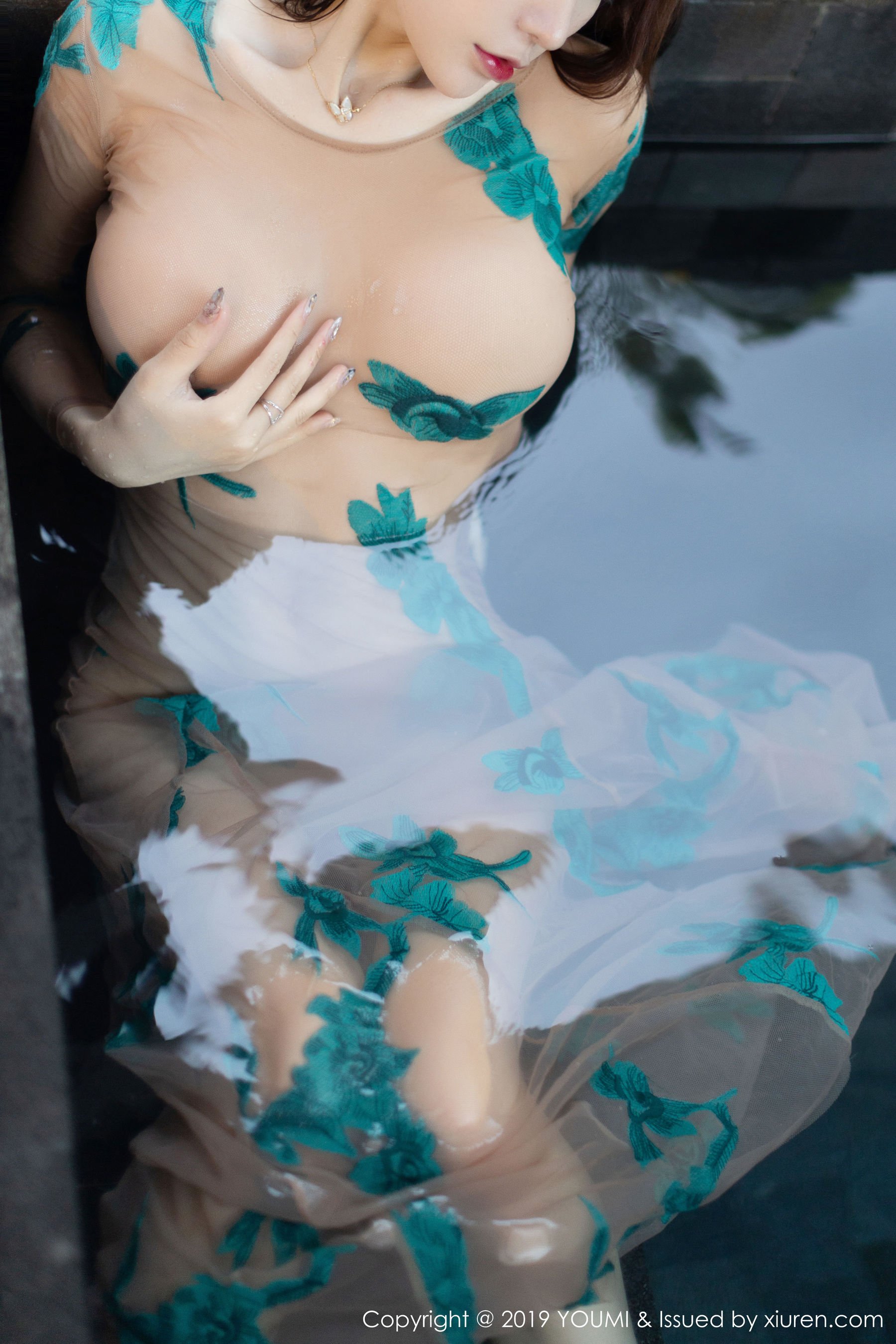 Zhou Hi Sandy “Gori Sexy Long Skirt” [尤 荟 YOUMI] VOL.356 Photo Collection