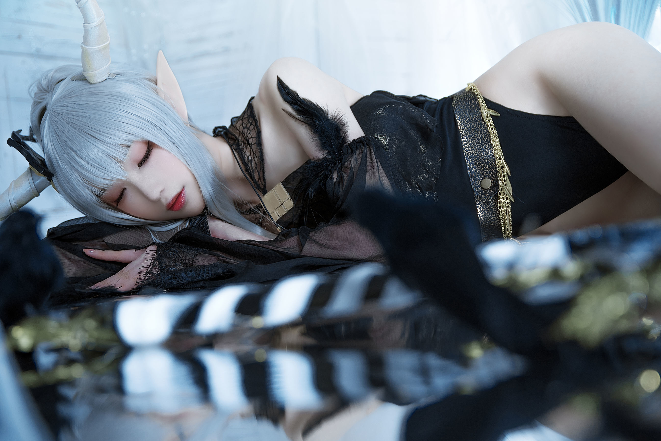Coser Small Sister Nangong “Flash Swimwear” Photo Collection