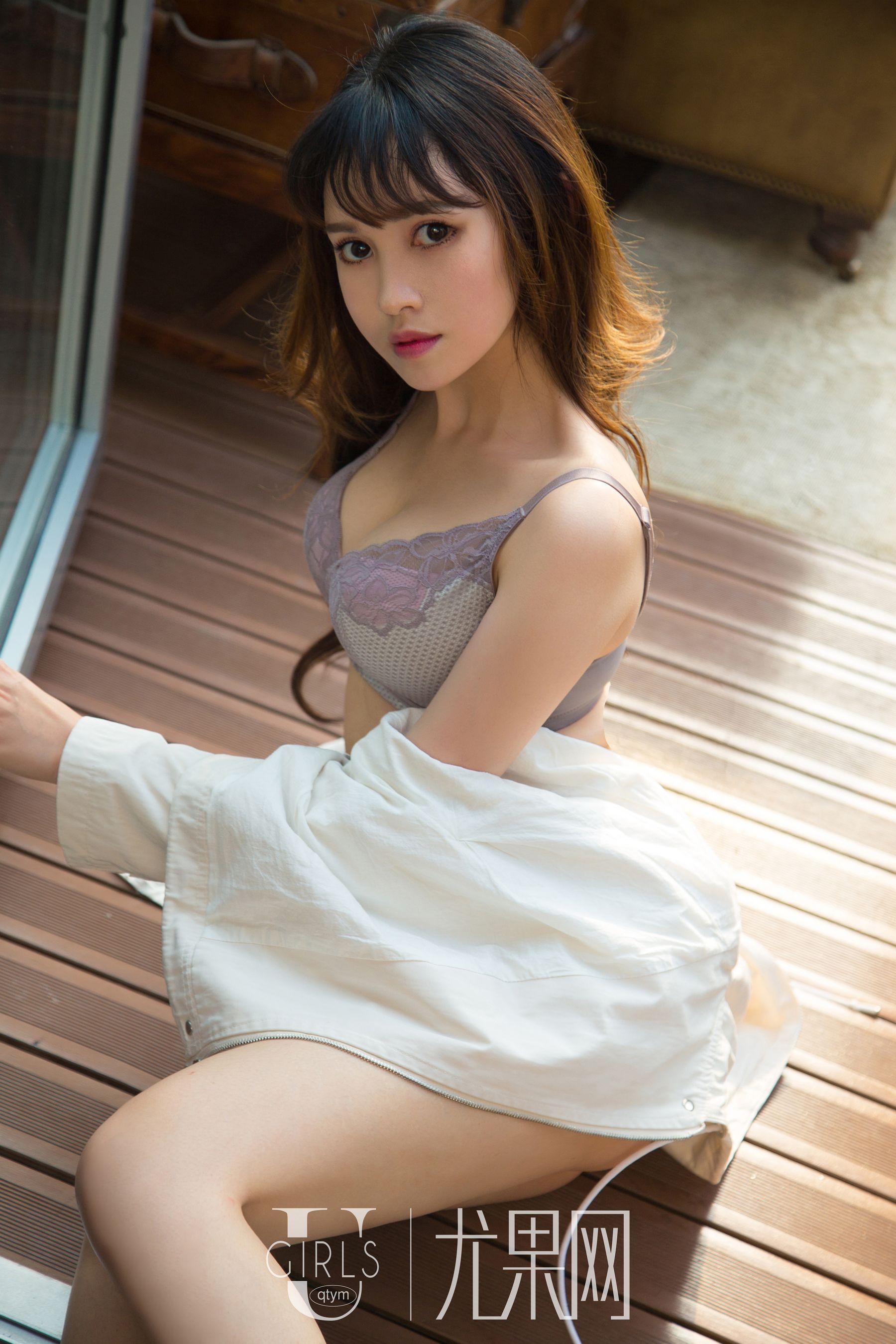 Model Li Ke’s “Wild Lady” [Yugo Ugirls] U370 Photo Album