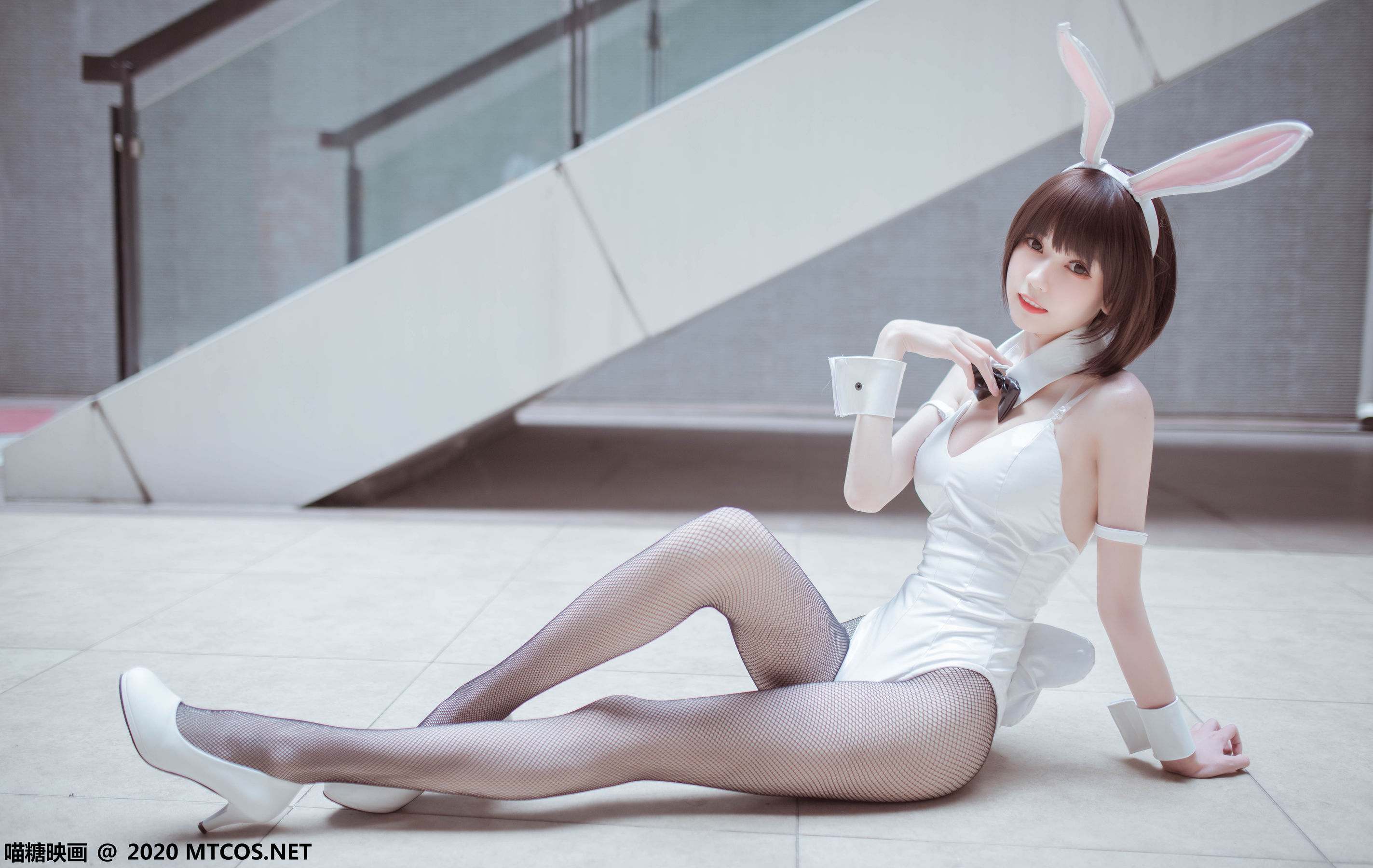 [糖] TML.017 “Saints Hui Rabbit Girl” photo set