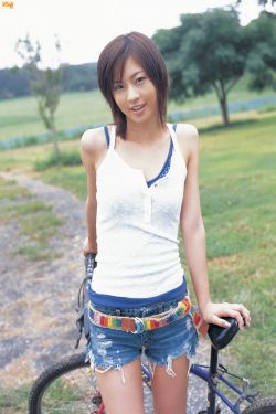 [Bomb.TV] 2005年11月刊 Misako Yasuda 安田美沙子 写真集 0