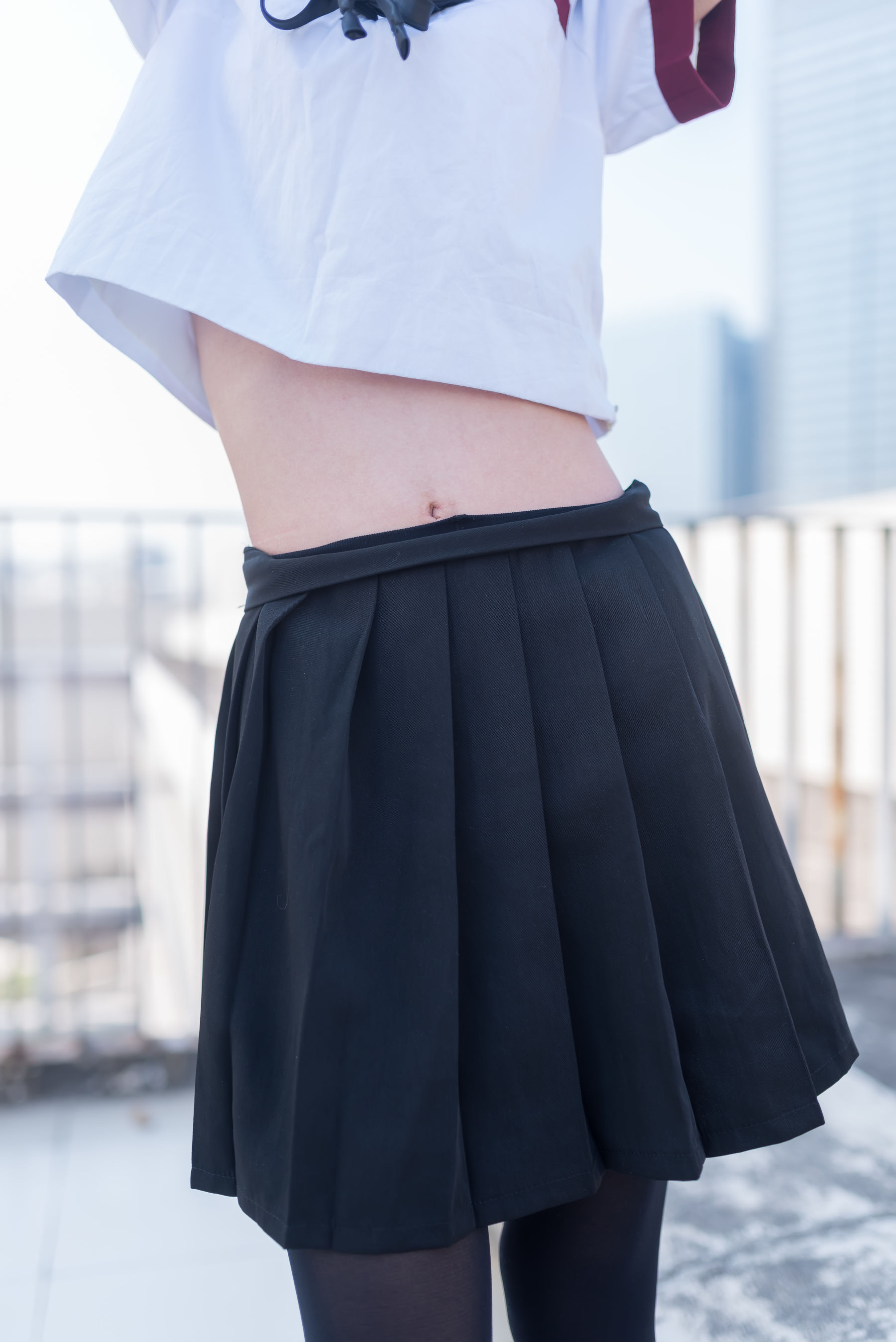 [Field of Wind] NO.031 Black Silk School Girl on the Roof Photo Album