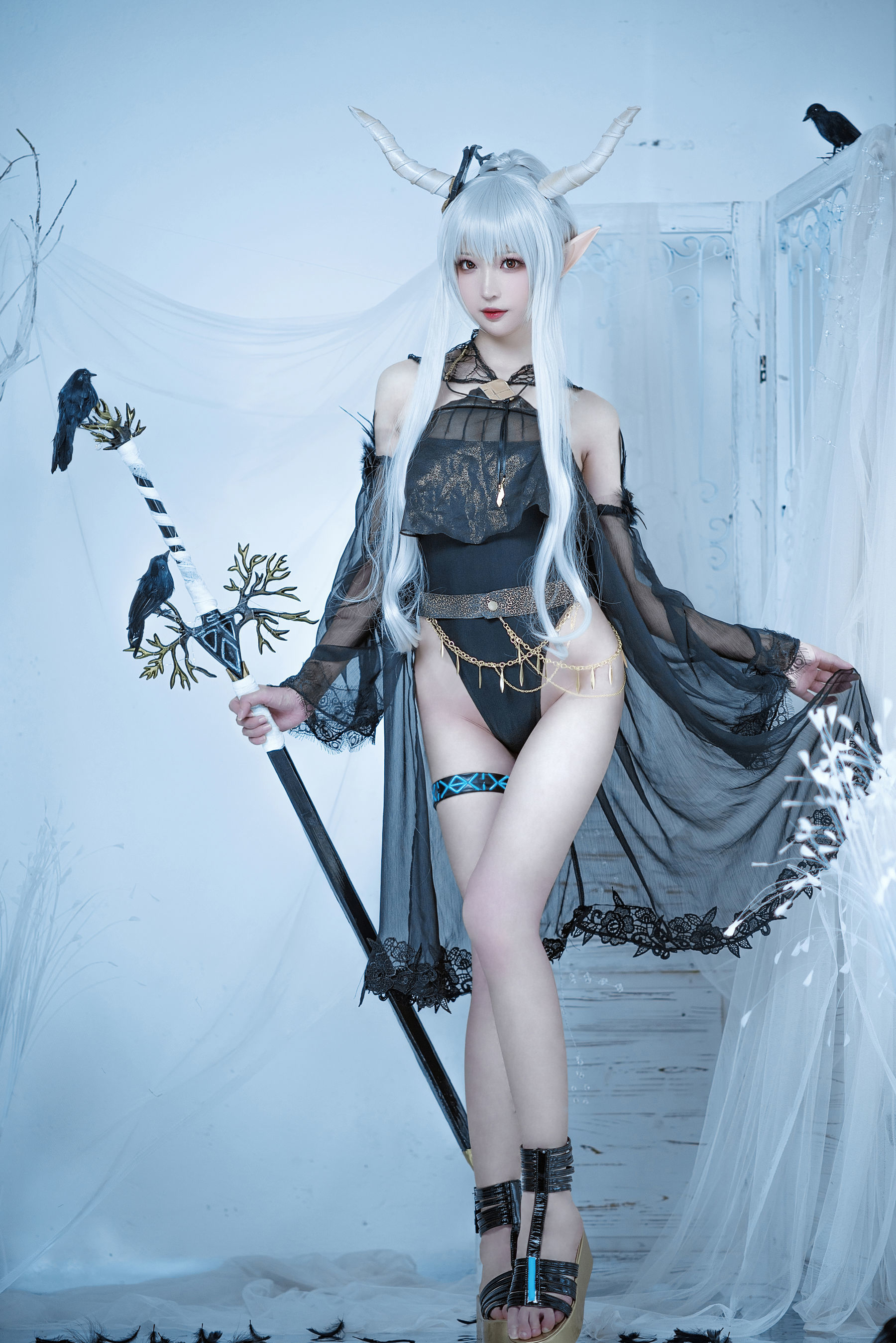 Coser Small Sister Nangong “Flash Swimwear” Photo Collection